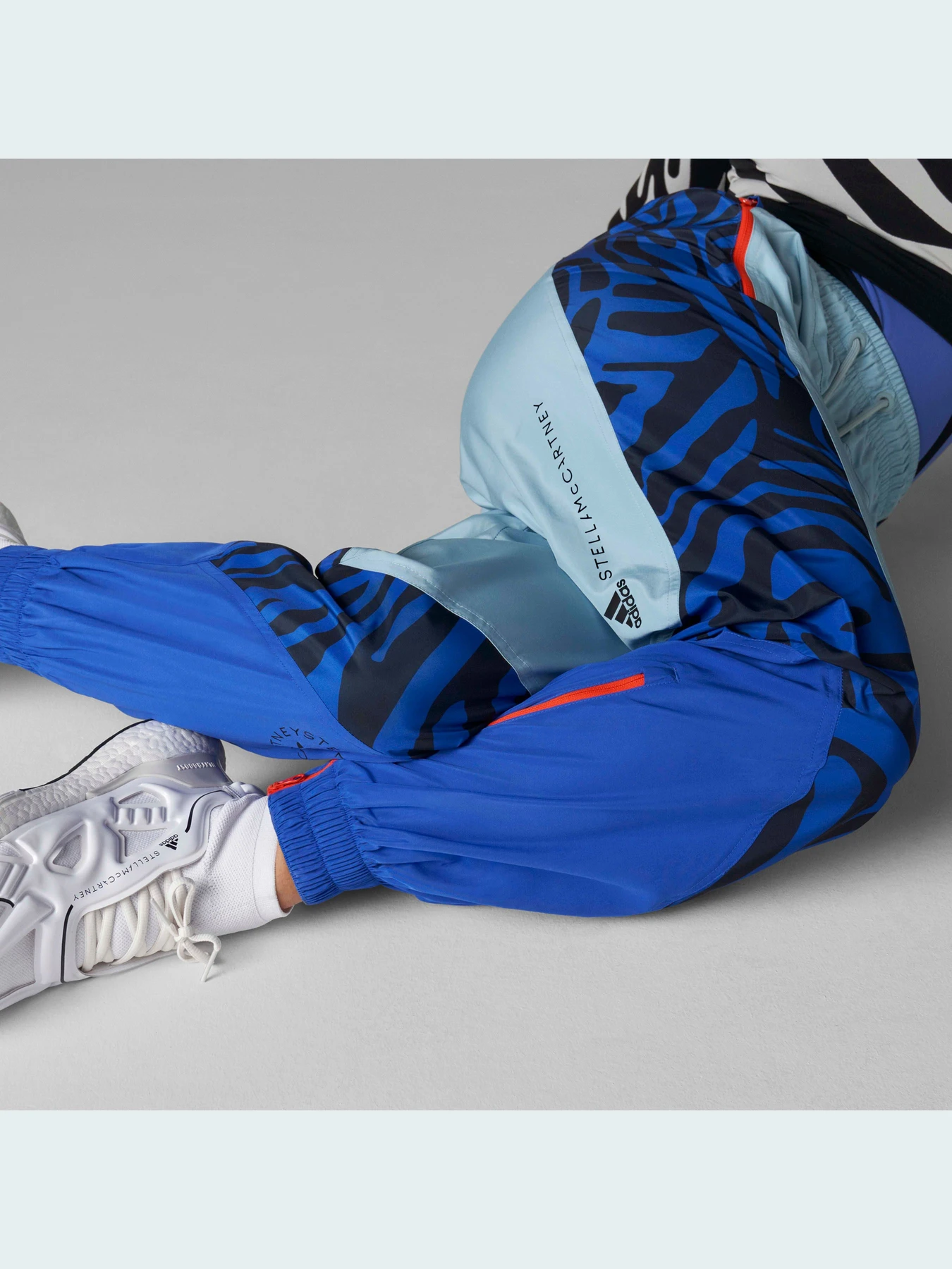 Штани Adidas модель HA8969 Штани Adidas модель HA8969 Фото