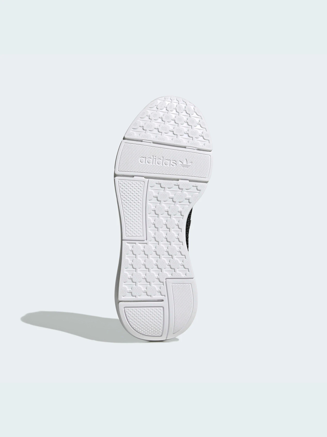Кросівки Adidas Swift модель GV7971 Кросівки Adidas Swift модель GV7971 Фото