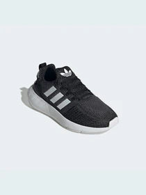 Кросівки Adidas Swift модель GV7971 Фото