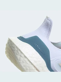 Кросівки Adidas Ultraboost модель GX9784 Фото
