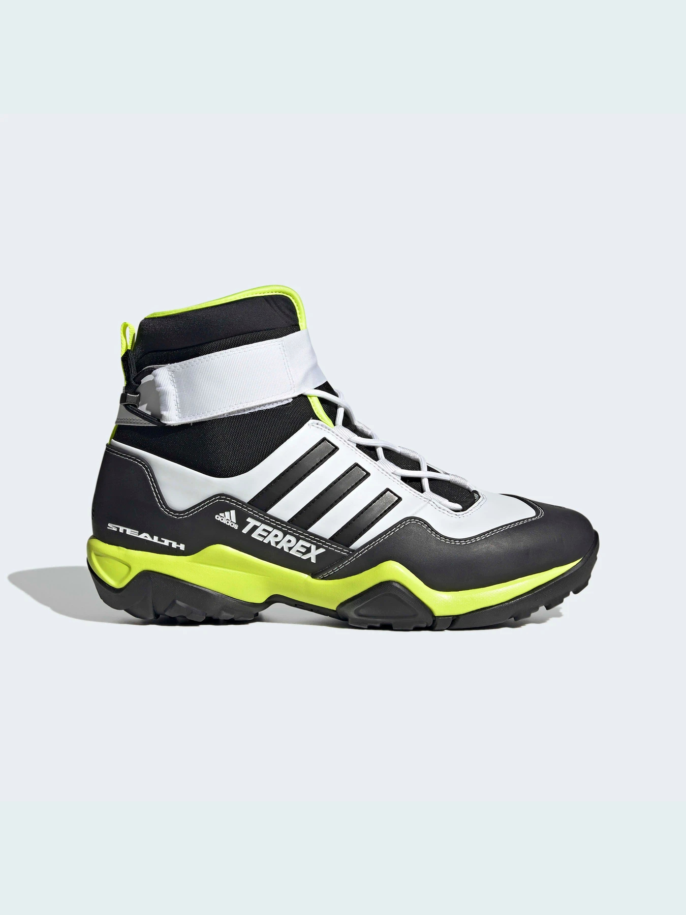 Ботинки и сапоги Adidas модель FX3955 Ботинки и сапоги Adidas модель FX3955 Фото