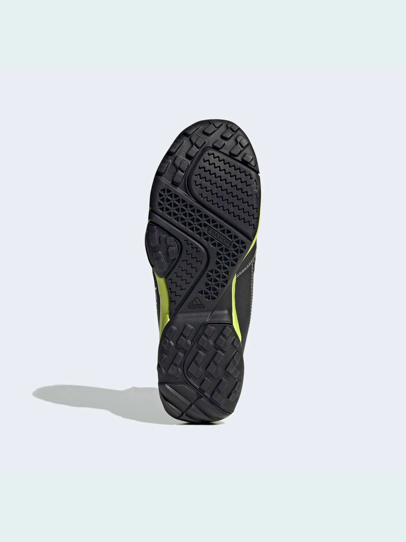 Ботинки и сапоги Adidas модель FX3955 Ботинки и сапоги Adidas модель FX3955 Фото
