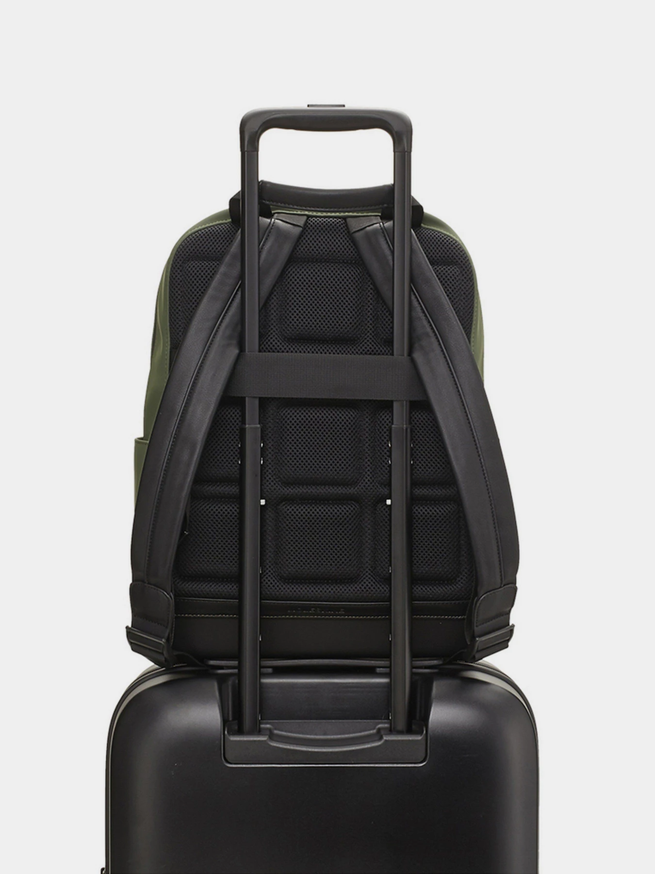 Рюкзаки Moleskine The Backpack модель ET9CC02BKB Рюкзаки Moleskine The Backpack модель ET9CC02BKB Фото