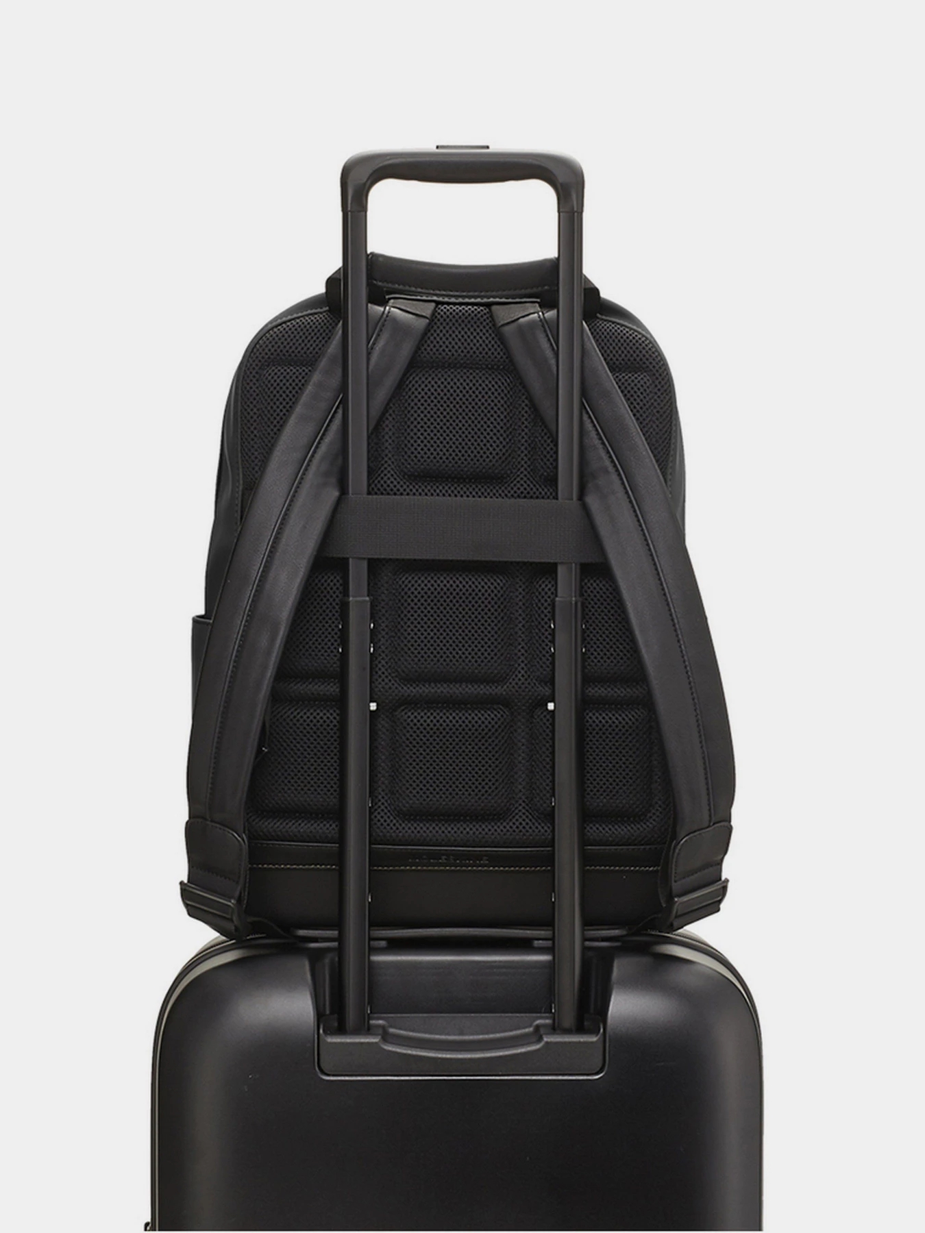 Рюкзаки Moleskine The Backpack модель ET9CC02BKBK Рюкзаки Moleskine The Backpack модель ET9CC02BKBK Фото