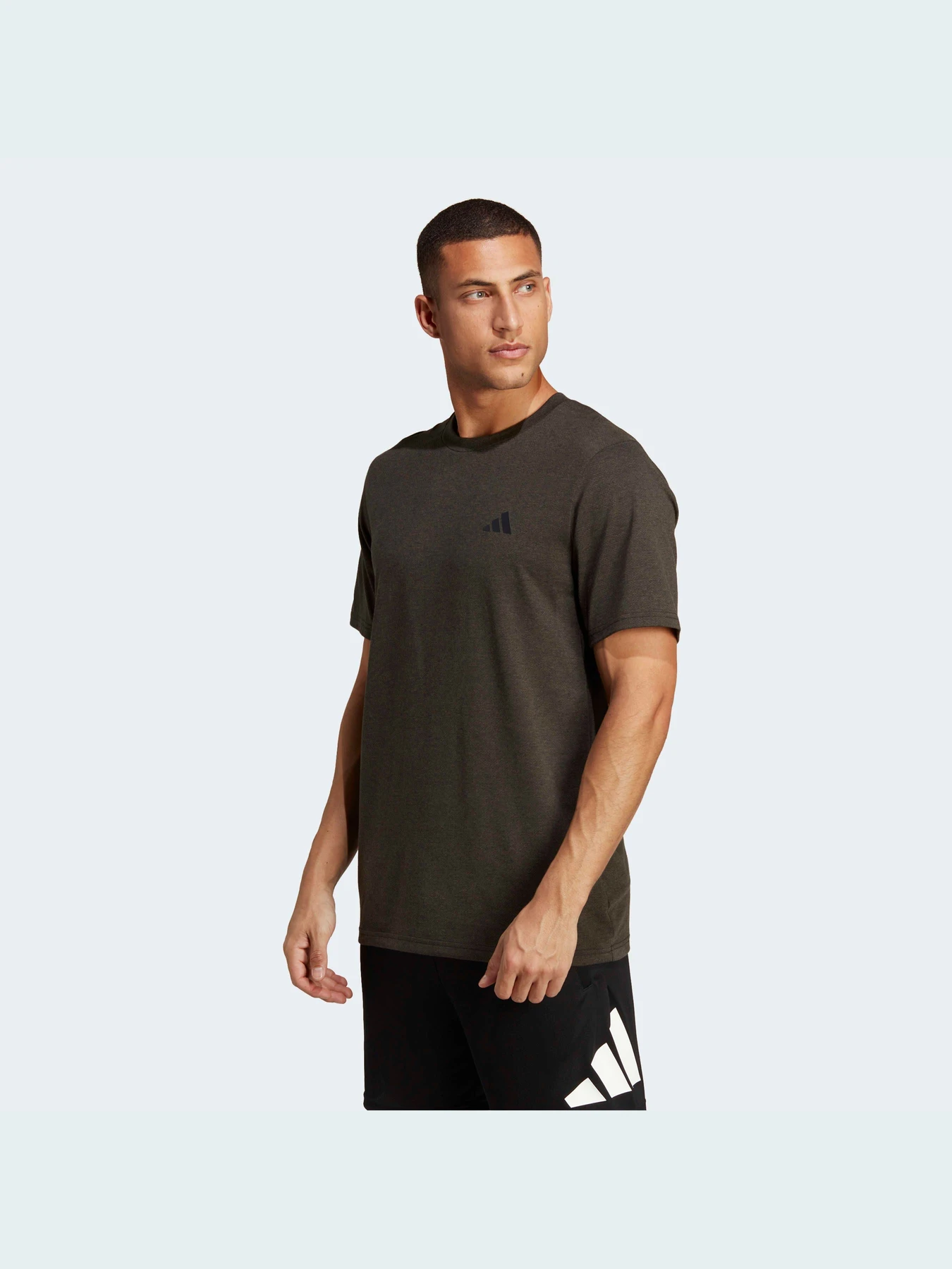Футболки и поло Adidas модель IC7425 Футболки и поло Adidas модель IC7425 Фото