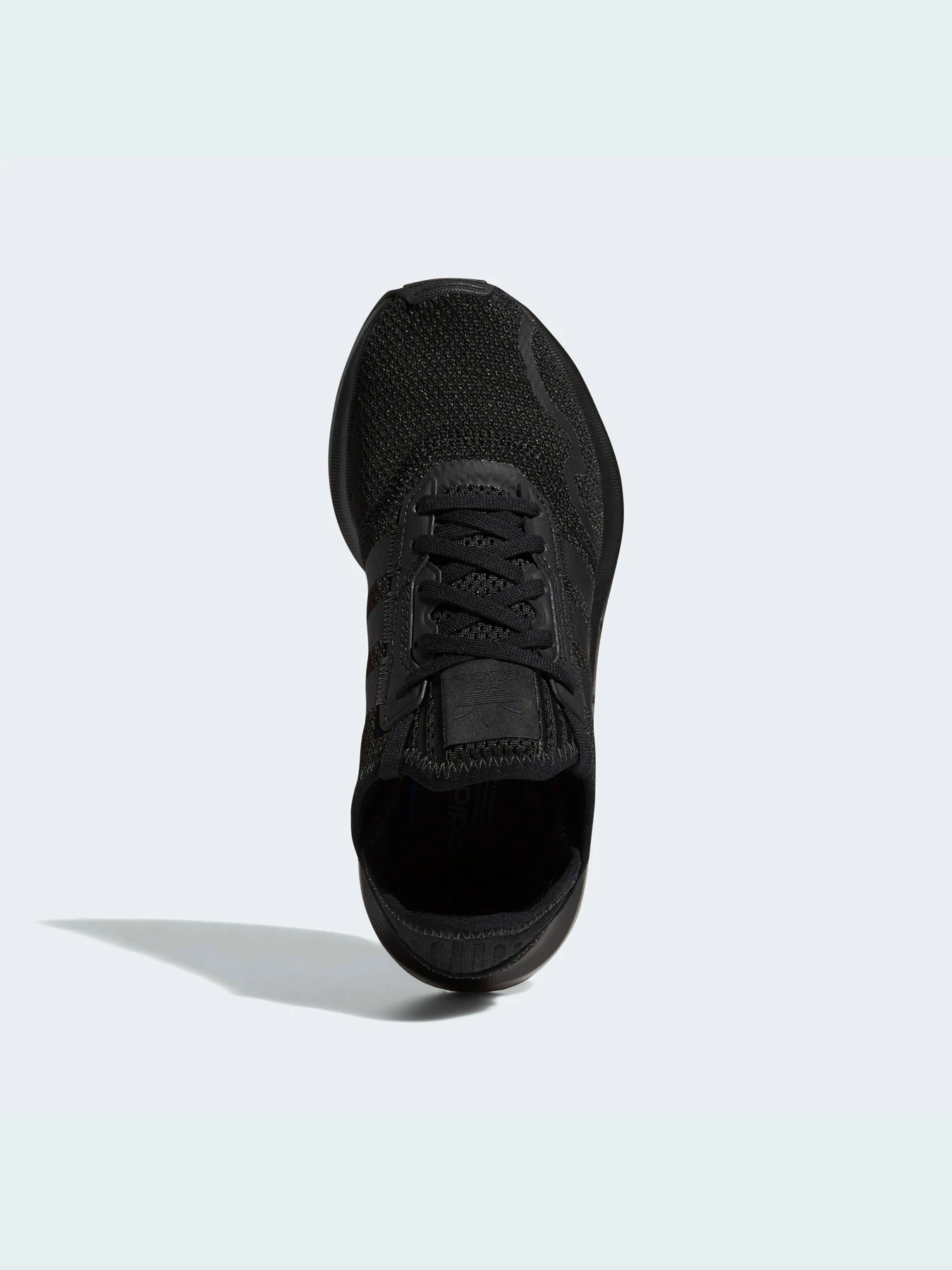 Кроссовки Adidas Swift модель FY2153 Кроссовки Adidas Swift модель FY2153 Фото