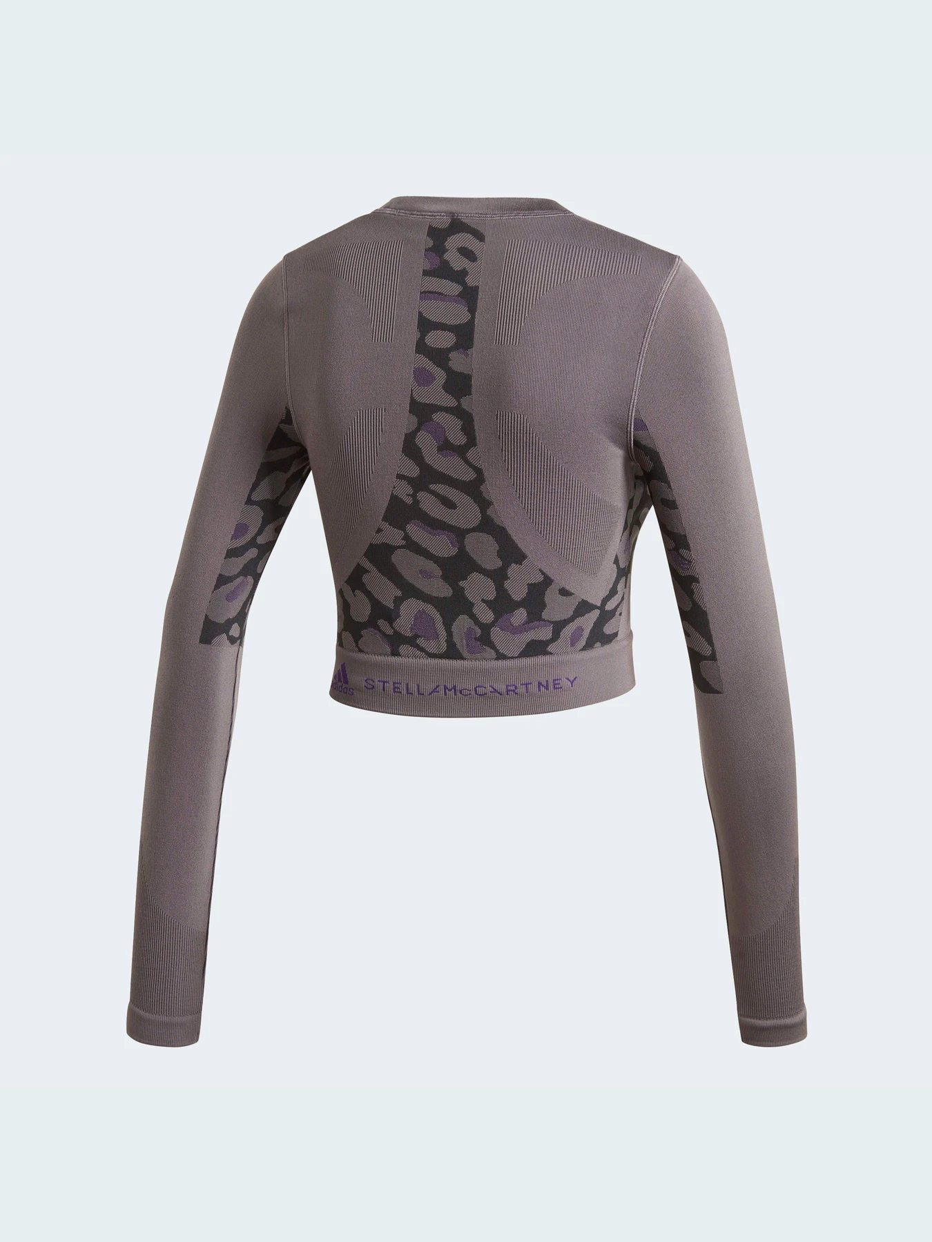 Худи и свитшоты Adidas модель FU6243 Худи и свитшоты Adidas модель FU6243 Фото