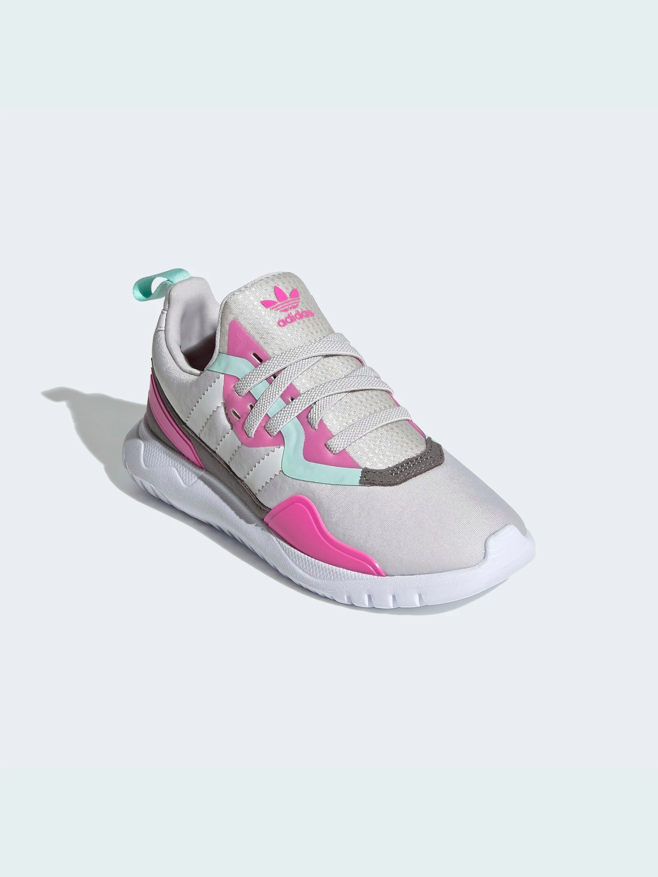 Кроссовки Adidas модель FX5324 Кроссовки Adidas модель FX5324 Фото