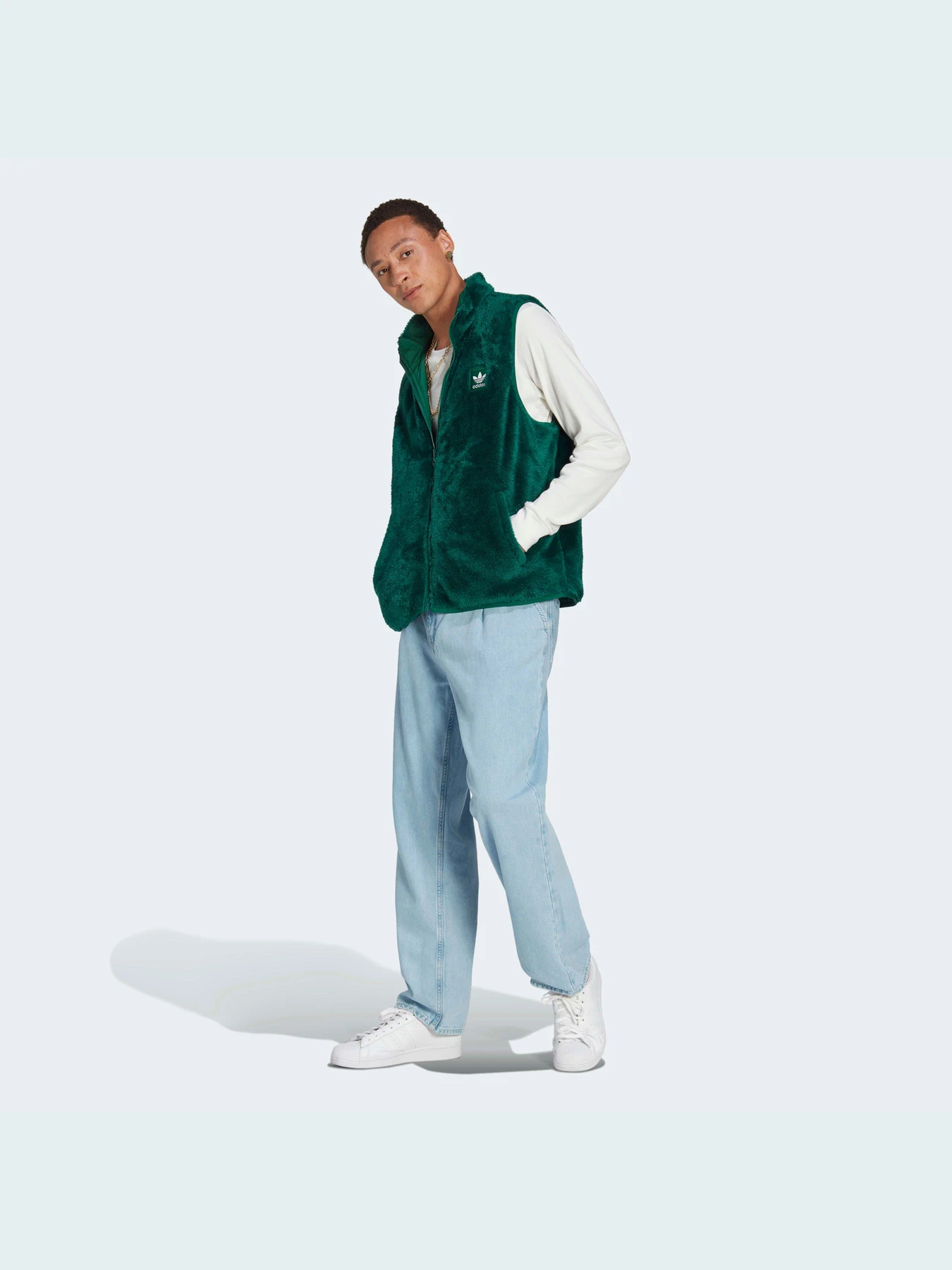 Куртки та дублянки Adidas модель HR8625 Куртки та дублянки Adidas модель HR8625 Фото