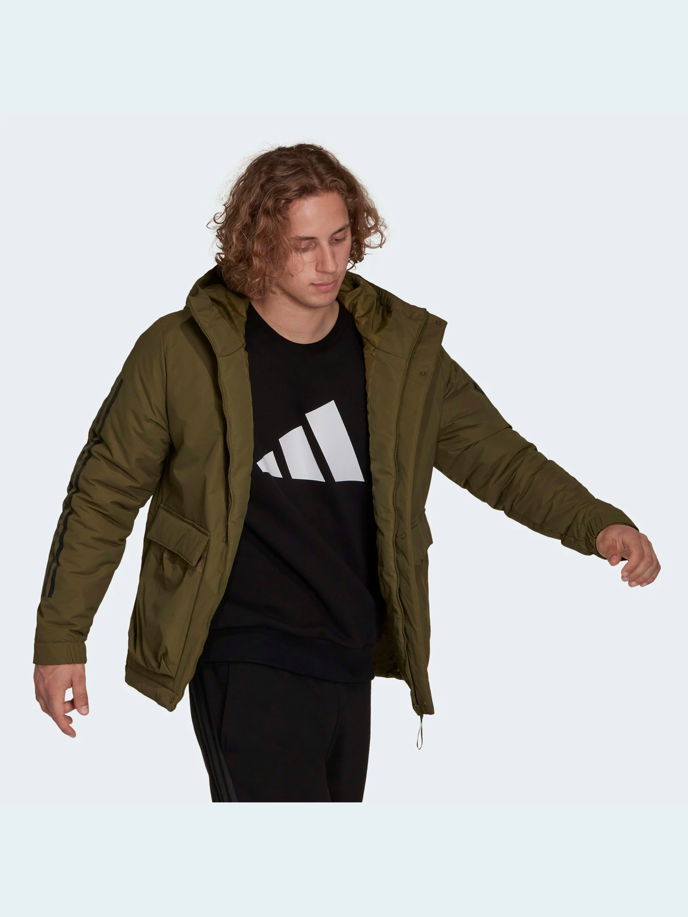 Куртки и дубленки Adidas модель GT1691 Куртки и дубленки Adidas модель GT1691 Фото