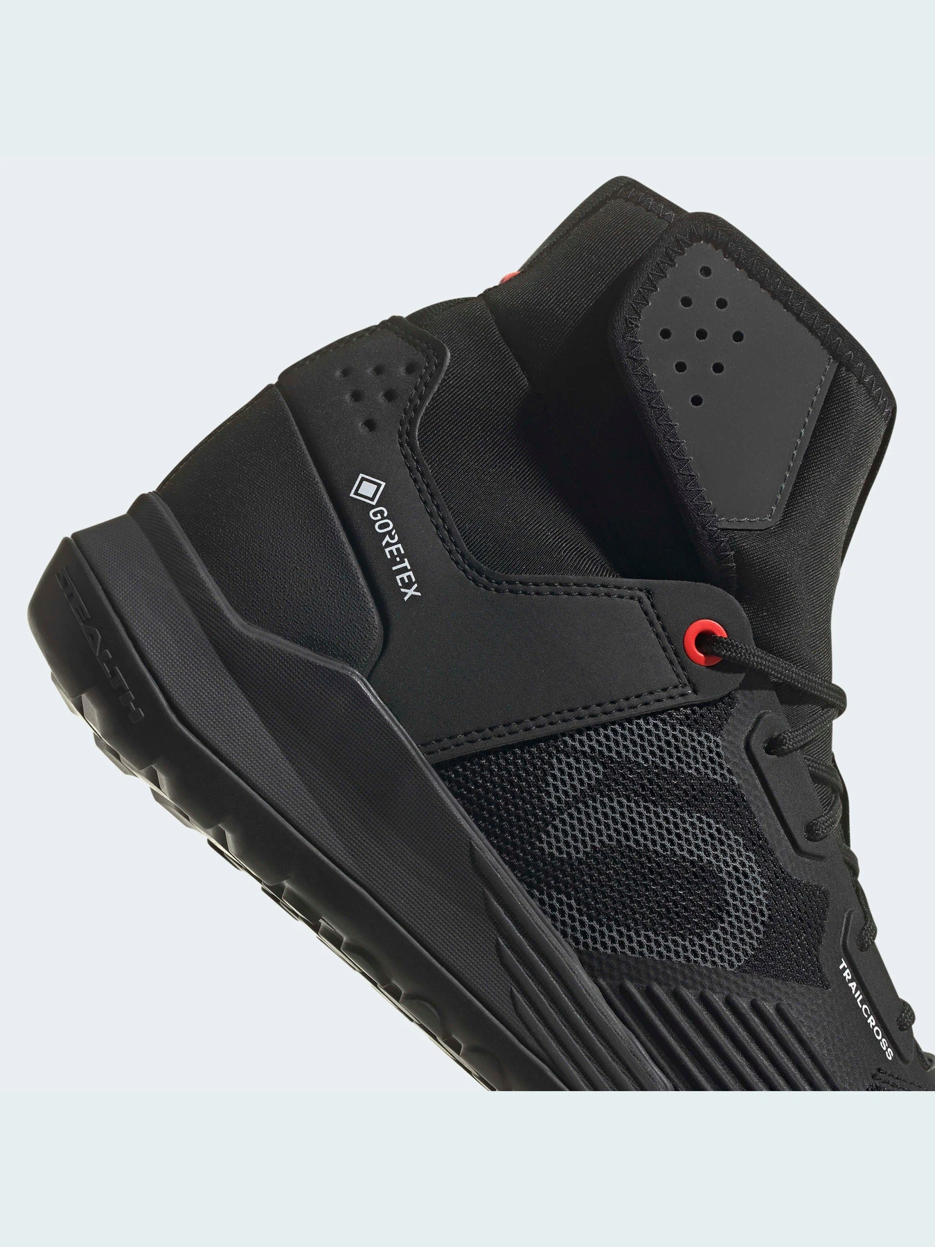 Кроссовки Adidas модель S29146 Кроссовки Adidas модель S29146 Фото
