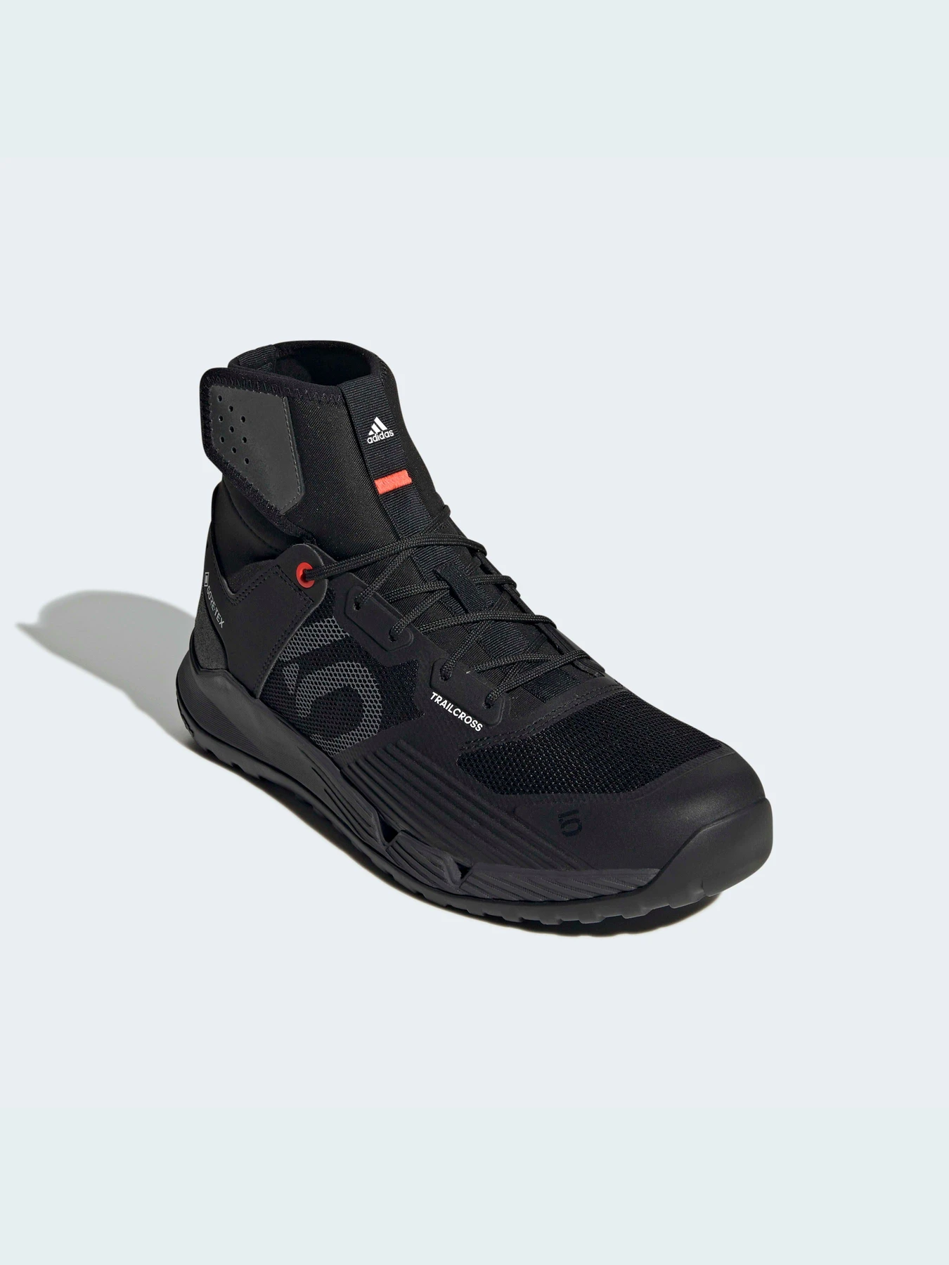 Кроссовки Adidas модель S29146 Кроссовки Adidas модель S29146 Фото