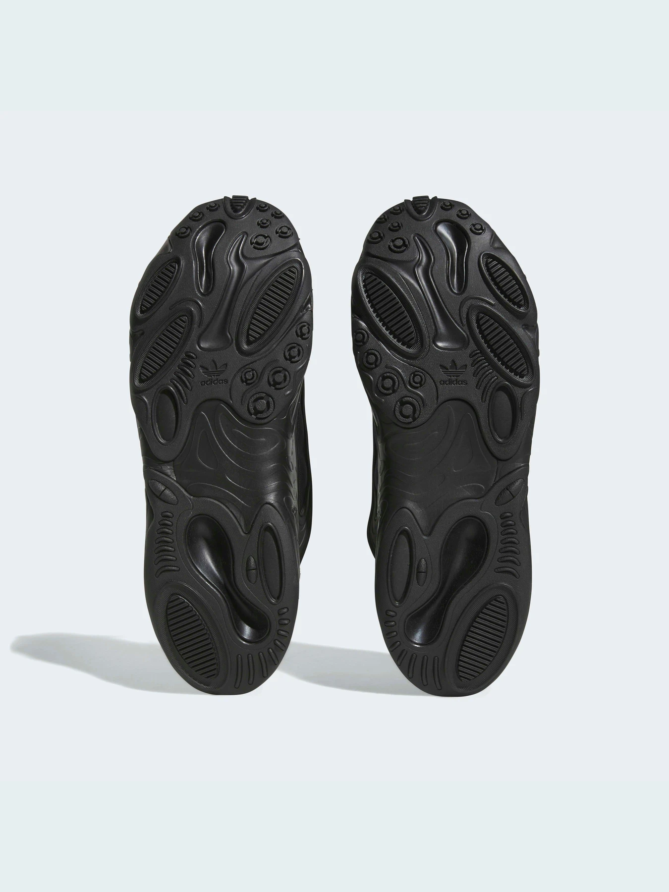 Кросівки Adidas Ozweego модель GX4506 Фото