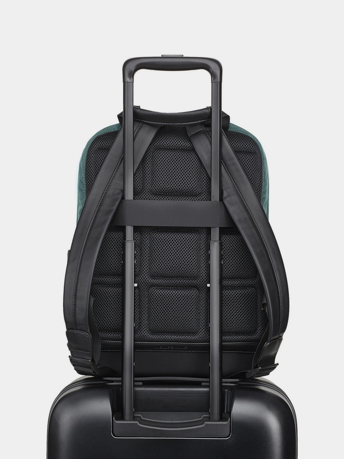 Рюкзаки Moleskine The Backpack модель ET93RCCBKE4 Рюкзаки Moleskine The Backpack модель ET93RCCBKE4 Фото
