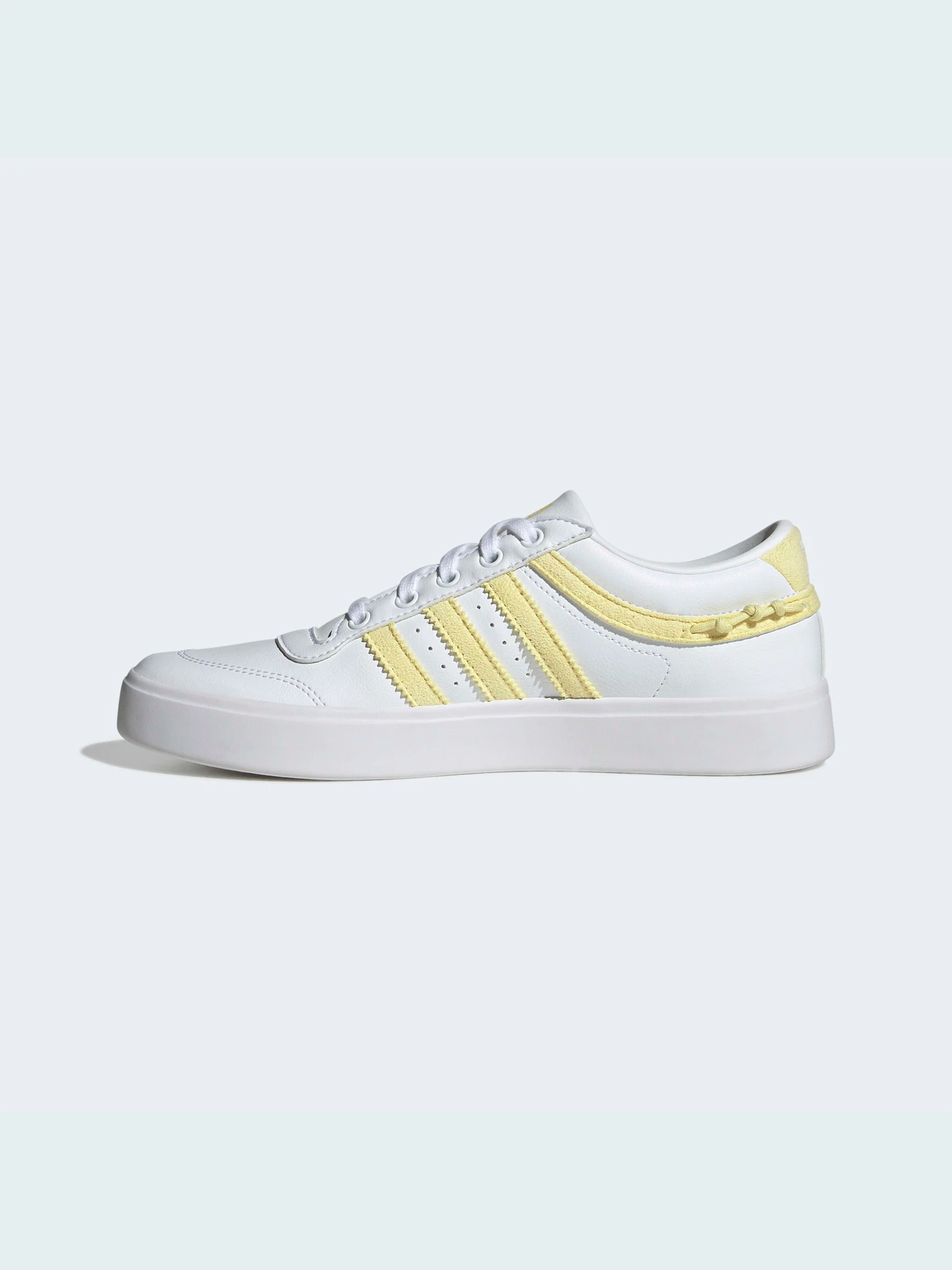 Кроссовки Adidas модель GX8162 Кроссовки Adidas модель GX8162 Фото