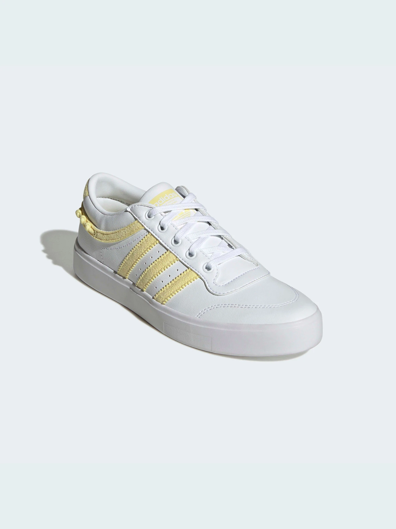 Кроссовки Adidas модель GX8162 Кроссовки Adidas модель GX8162 Фото