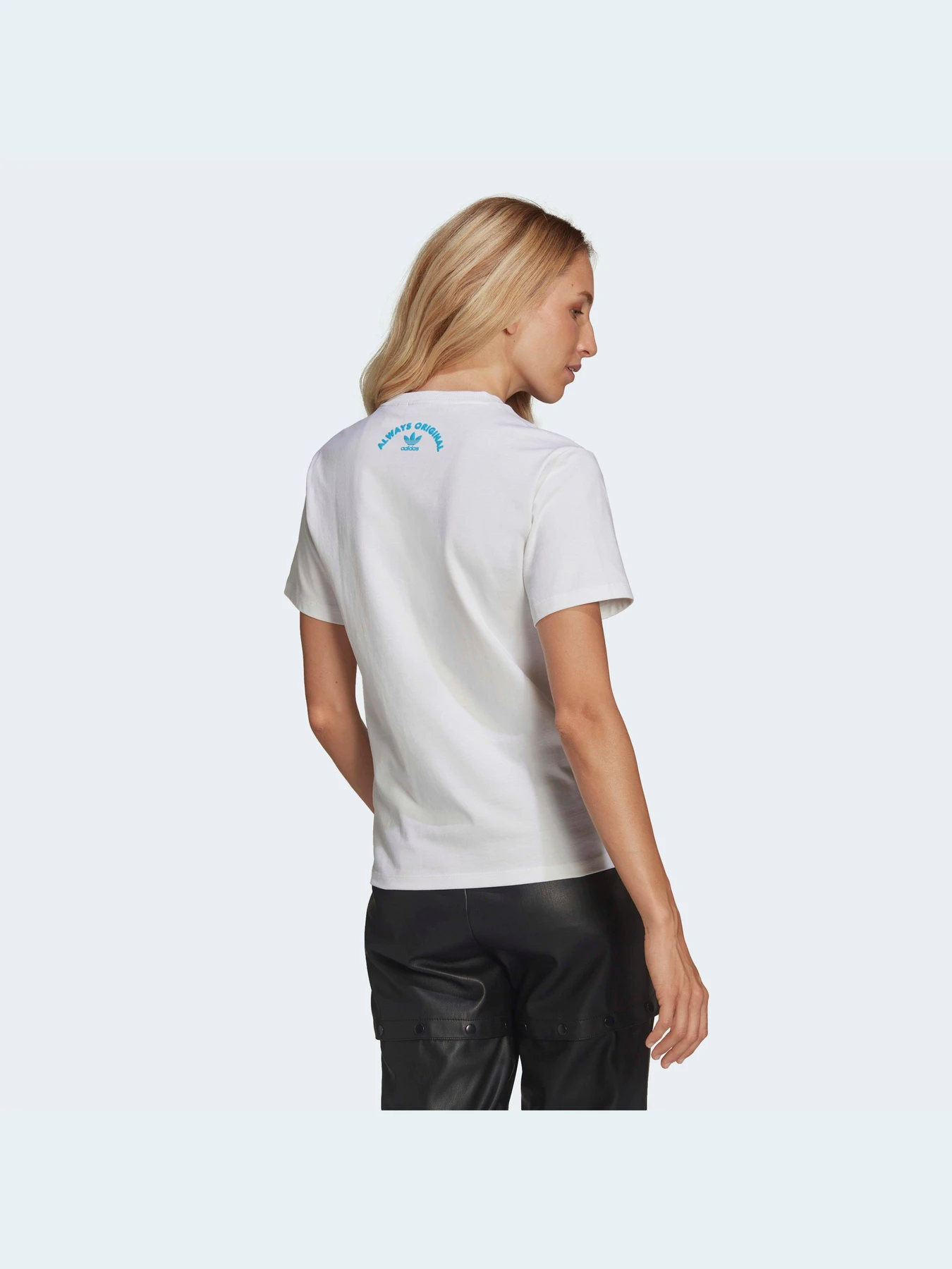 Футболки и поло Adidas модель HF2027 Футболки и поло Adidas модель HF2027 Фото