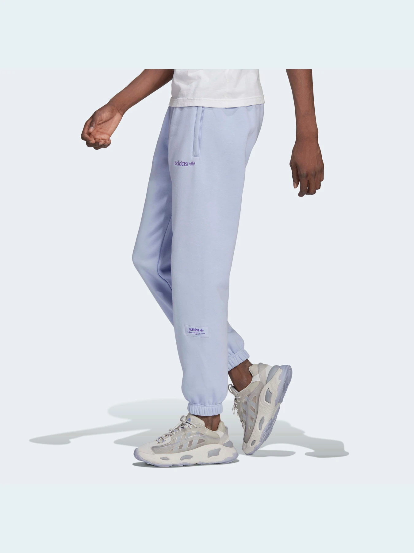 Брюки Adidas модель HM2668 Брюки Adidas модель HM2668 Фото