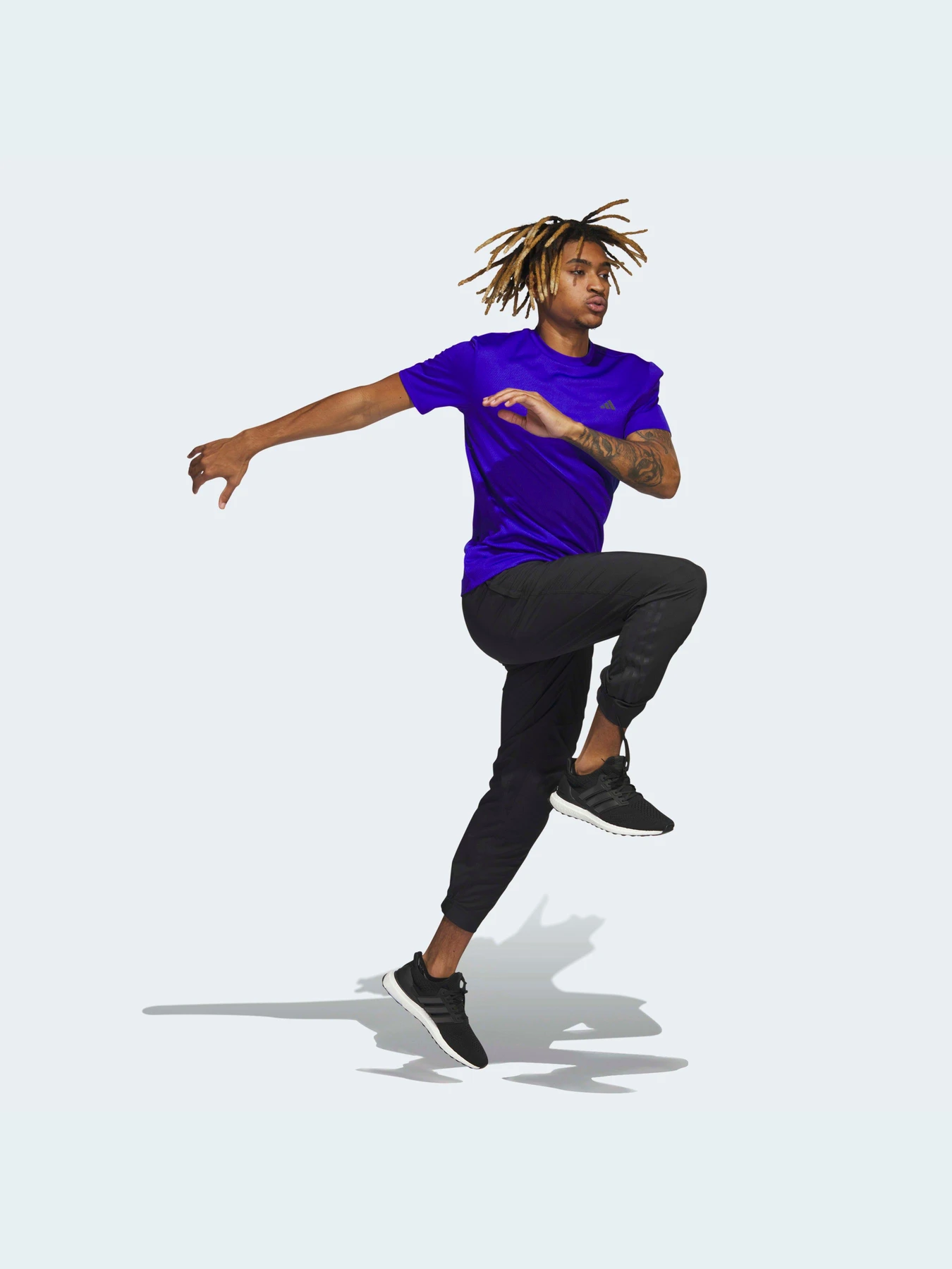 Футболки и поло Adidas модель IB9087 Футболки и поло Adidas модель IB9087 Фото