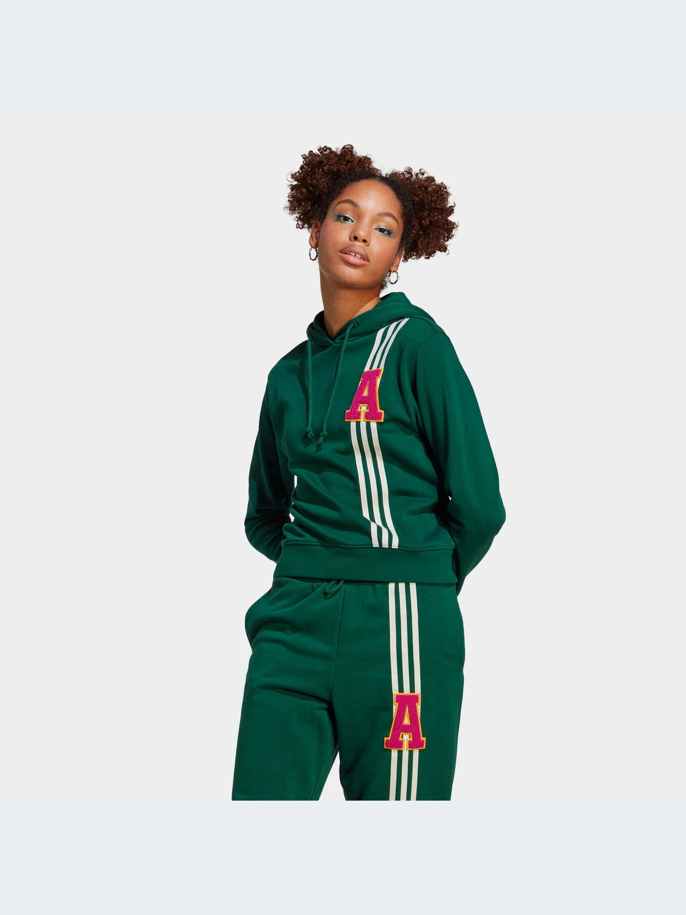 Худі та світшоти Adidas модель IC5230 Худі та світшоти Adidas модель IC5230 Фото