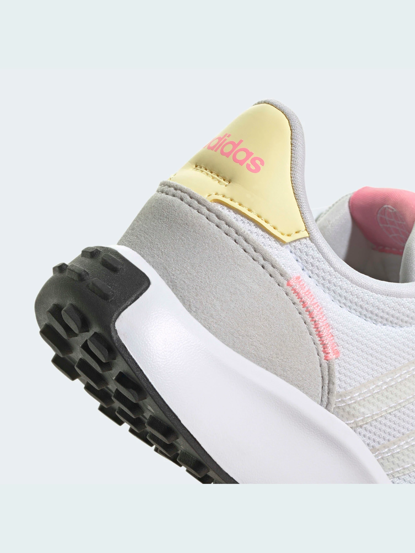 Кроссовки Adidas модель GW1491 Кроссовки Adidas модель GW1491 Фото