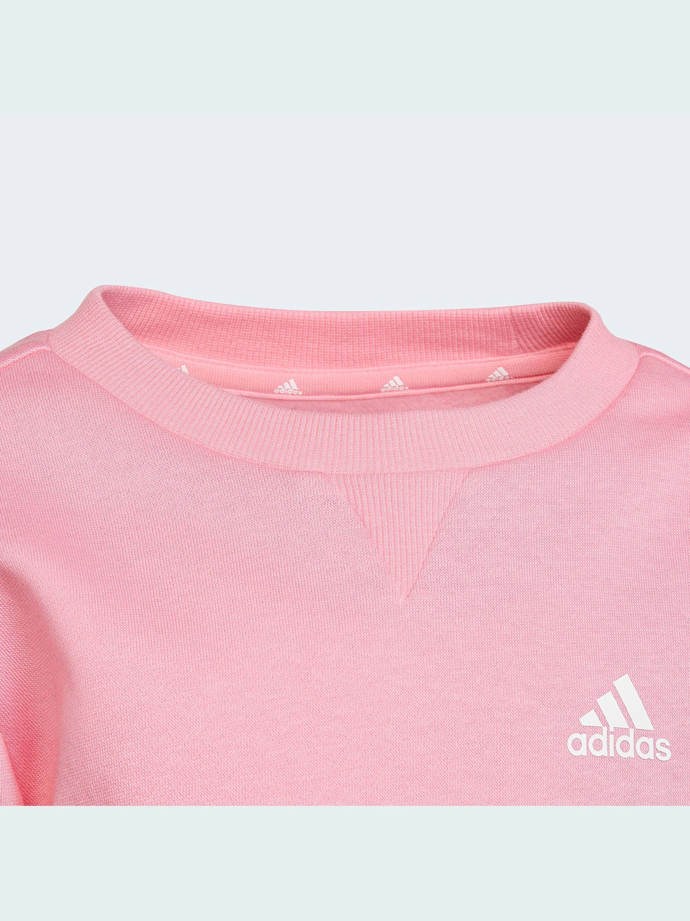 Худі та світшоти Adidas модель HP1274 Худі та світшоти Adidas модель HP1274 Фото