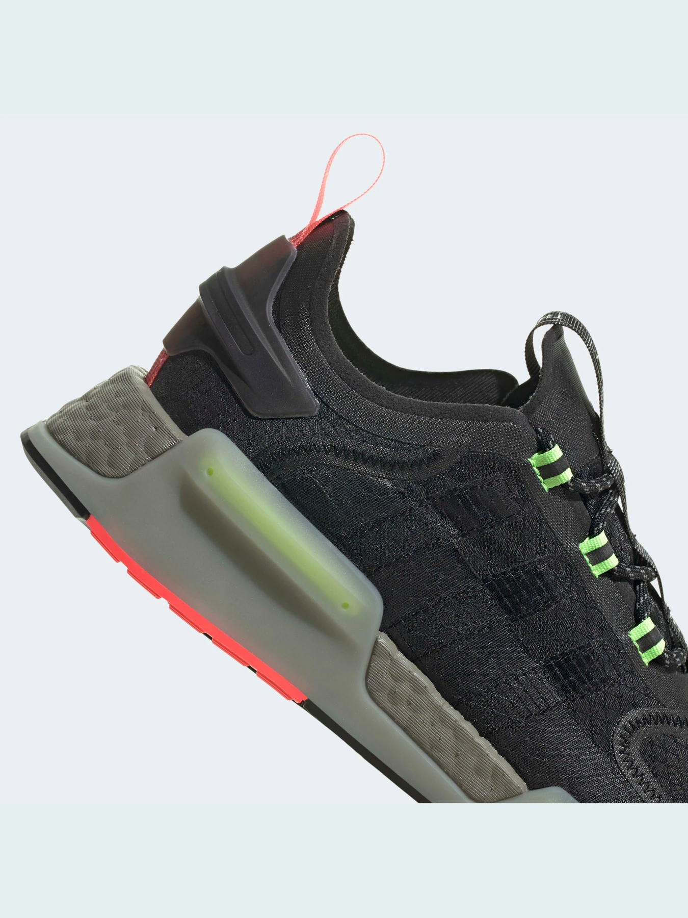 Кроссовки Adidas NMD модель GW3064 Фото