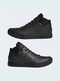 Кроссовки Adidas модель FY9304 Фото