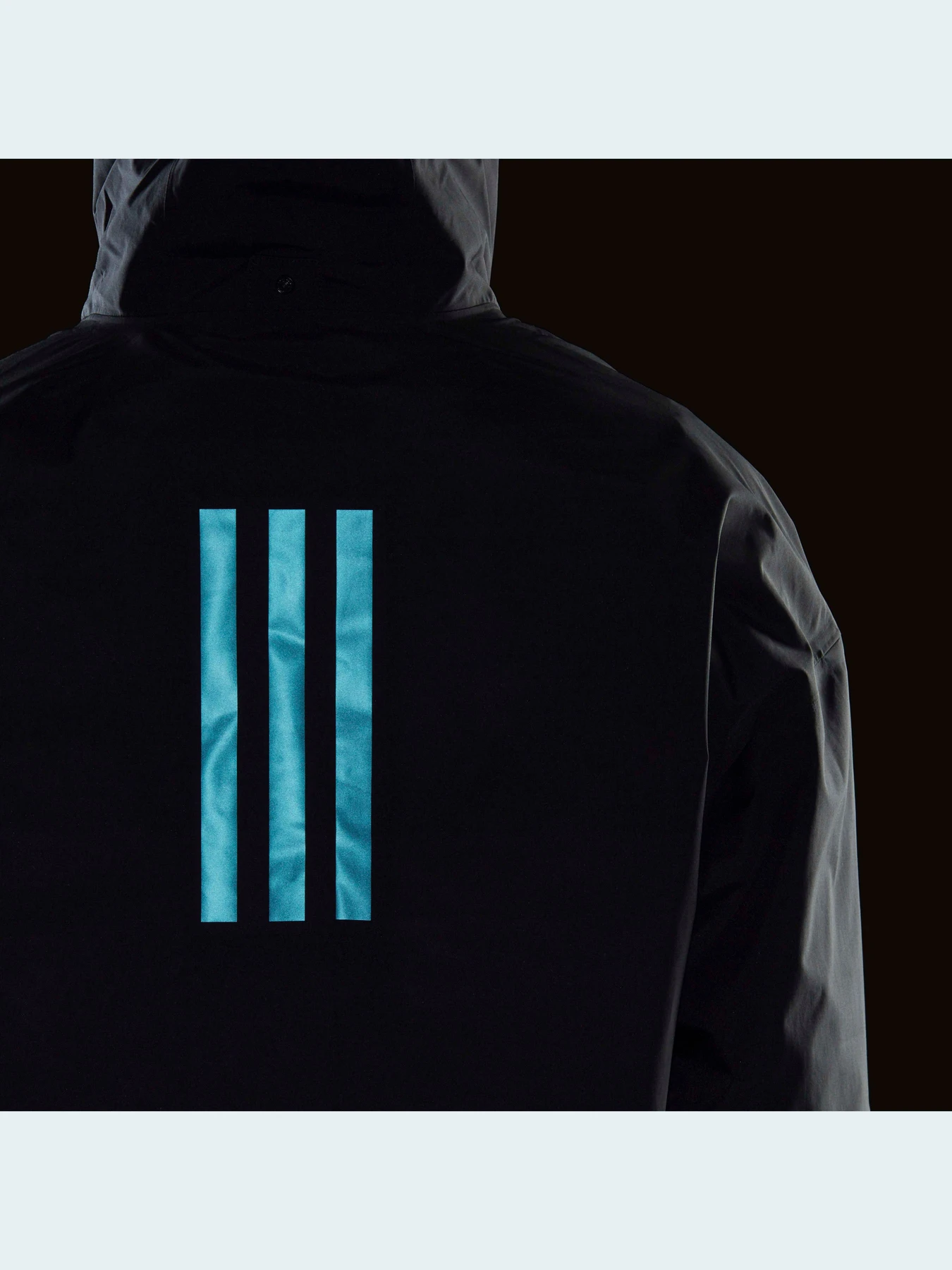 Куртки и дубленки Adidas модель GT6571 Куртки и дубленки Adidas модель GT6571 Фото