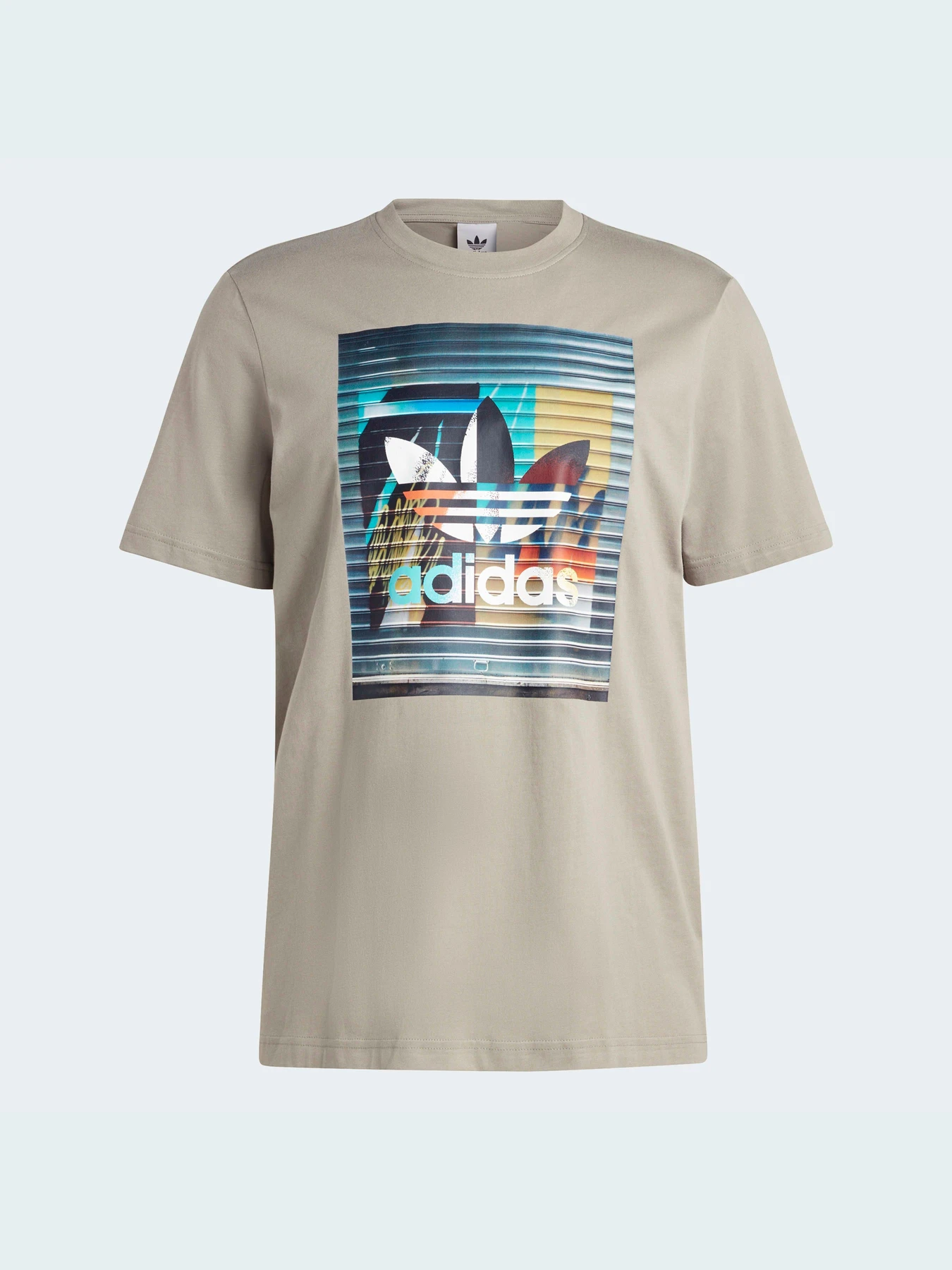 Футболки и поло Adidas Graphics модель IC5728 Футболки и поло Adidas Graphics модель IC5728 Фото