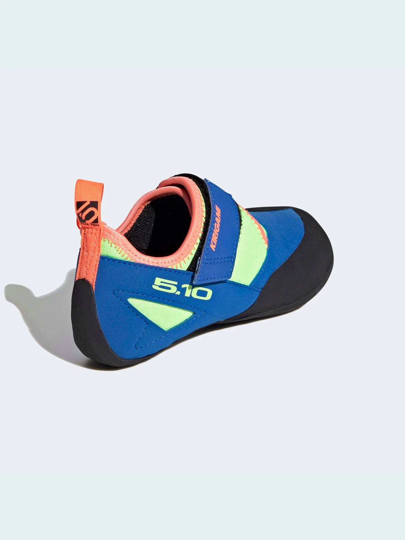 Кроссовки Adidas модель EE9435 Кроссовки Adidas модель EE9435 Фото