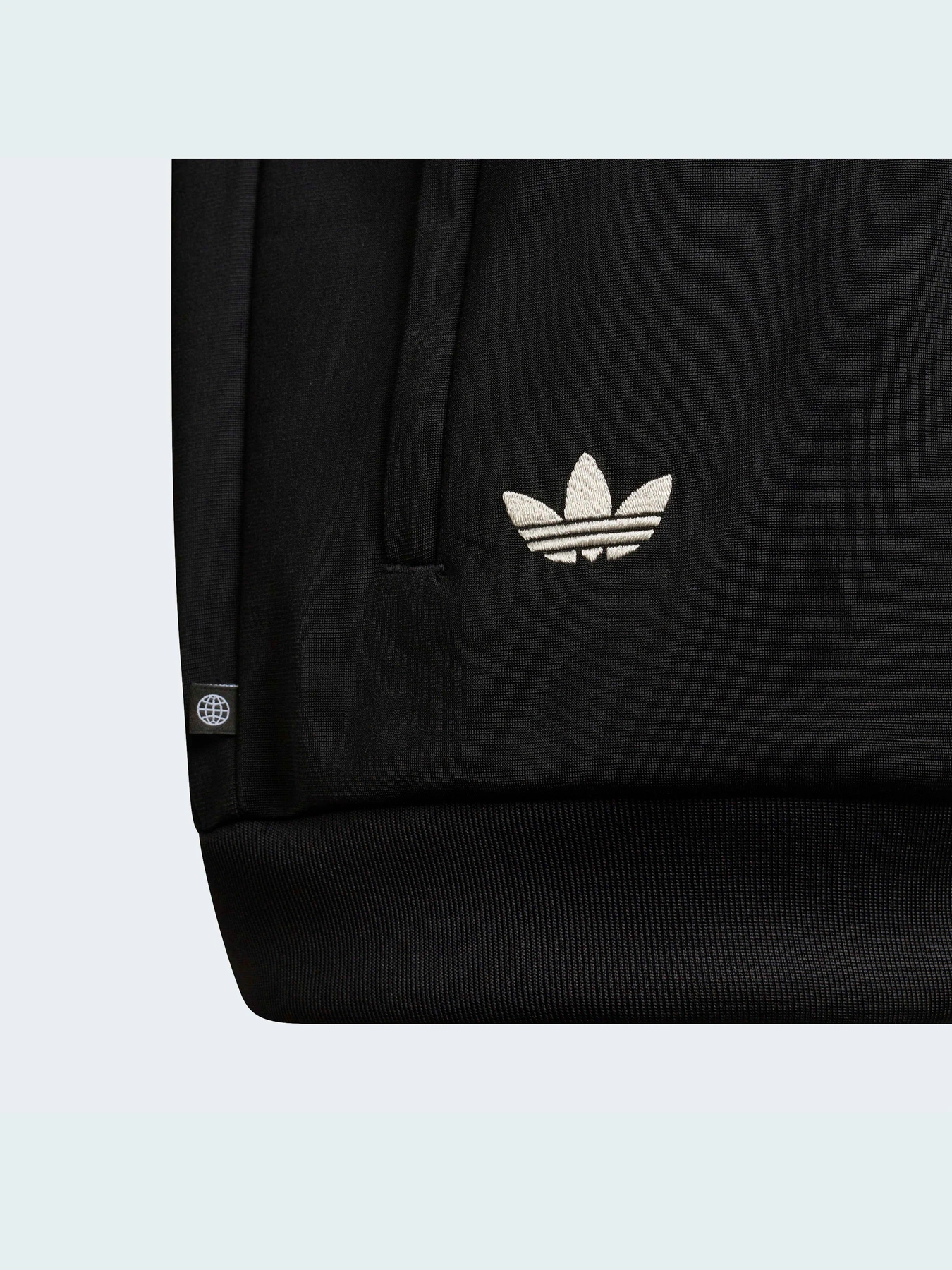 Худі та світшоти Adidas Adicolor модель HK9696 Худі та світшоти Adidas Adicolor модель HK9696 Фото