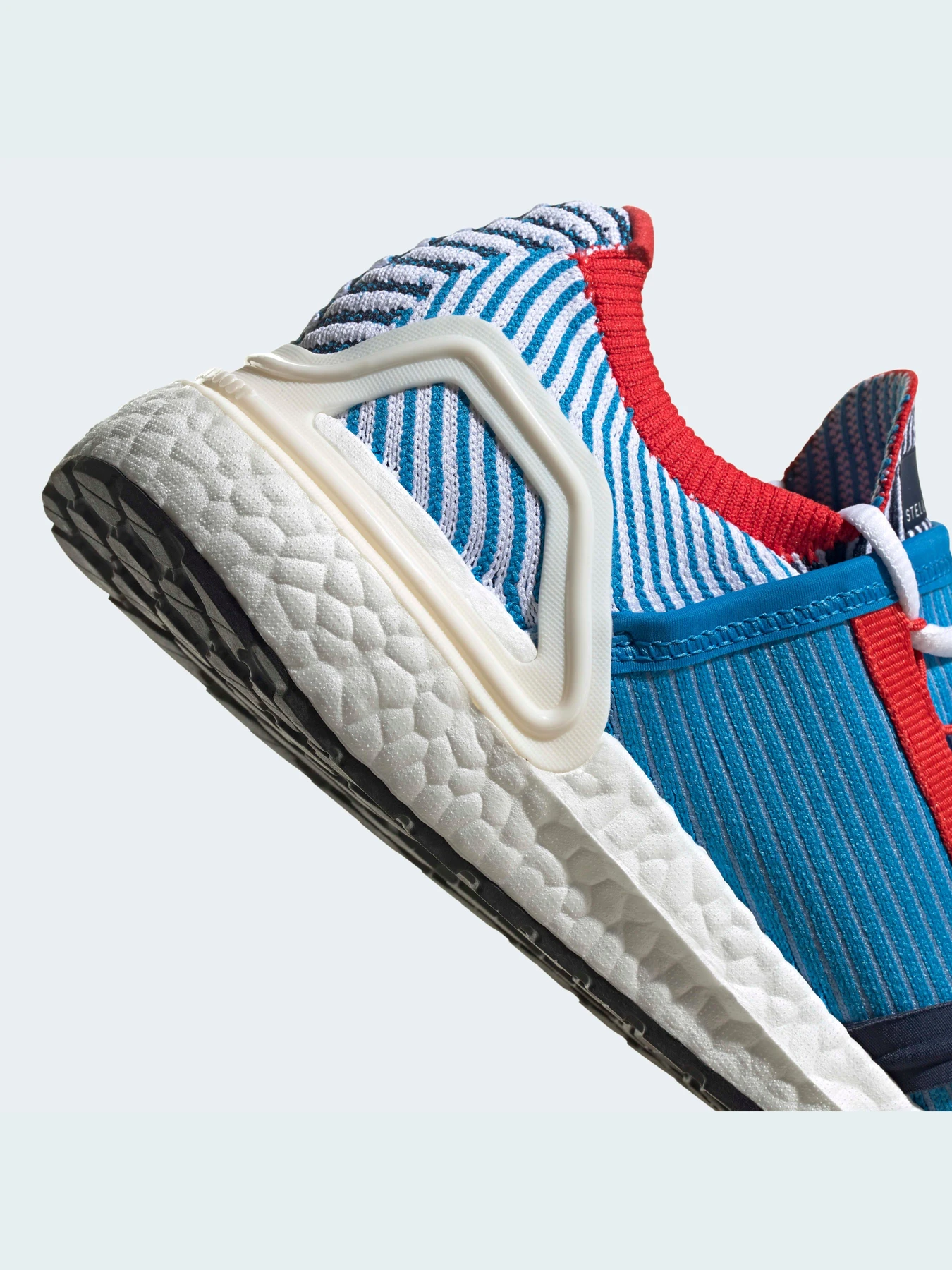 Кросівки Adidas Ultraboost модель FX1957 Фото