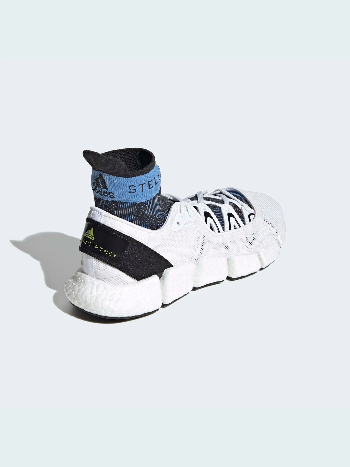 Кроссовки Adidas модель FY1168 Фото