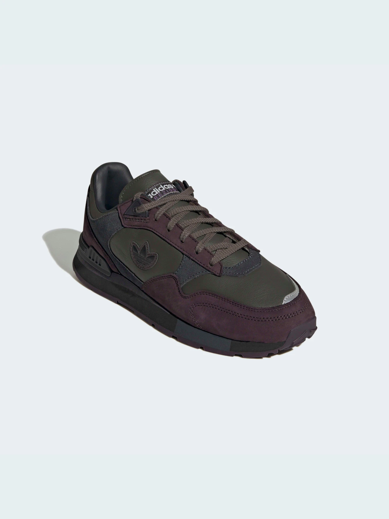 Кроссовки Adidas модель GY2344 Кроссовки Adidas модель GY2344 Фото