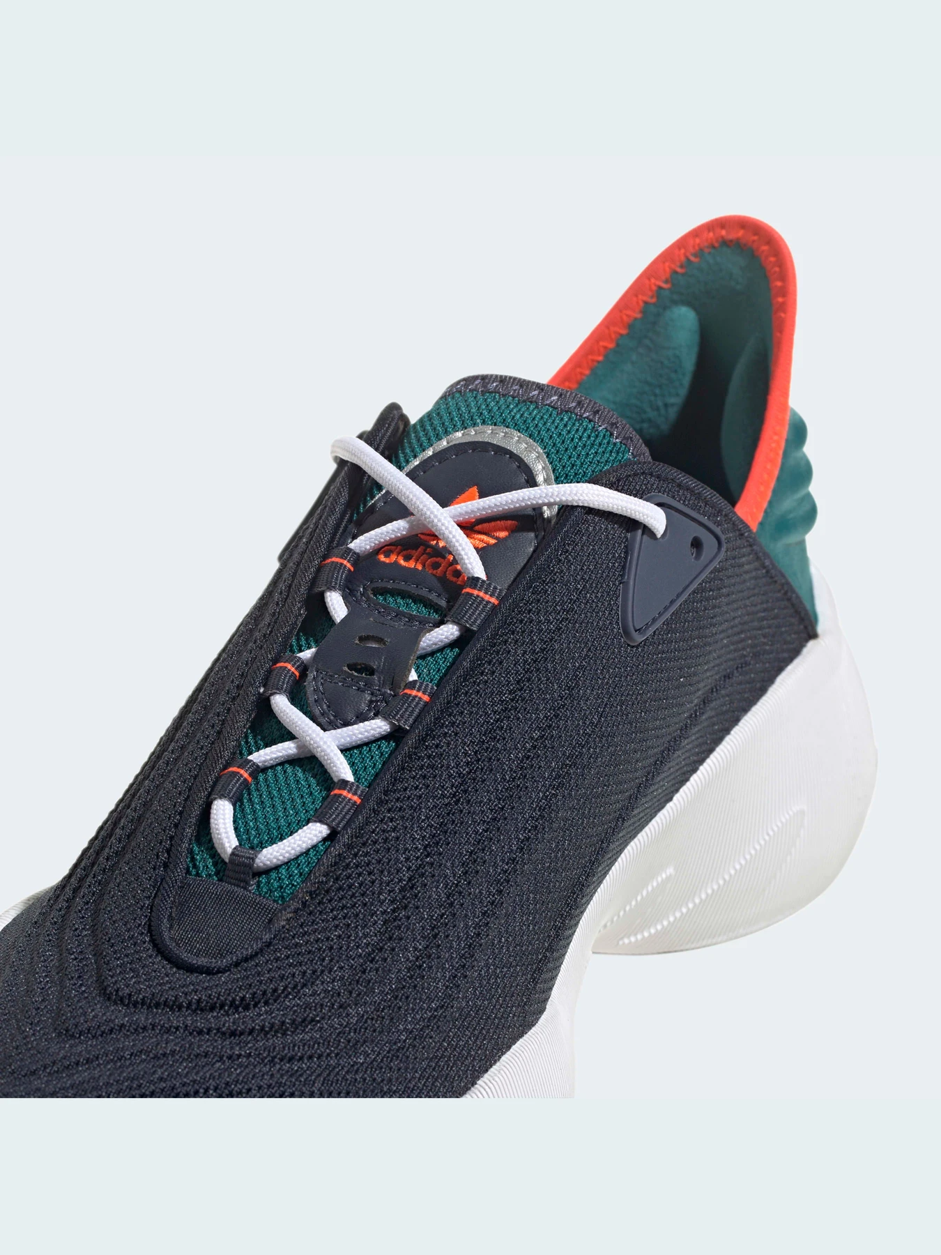 Кроссовки Adidas модель HP6476 Фото