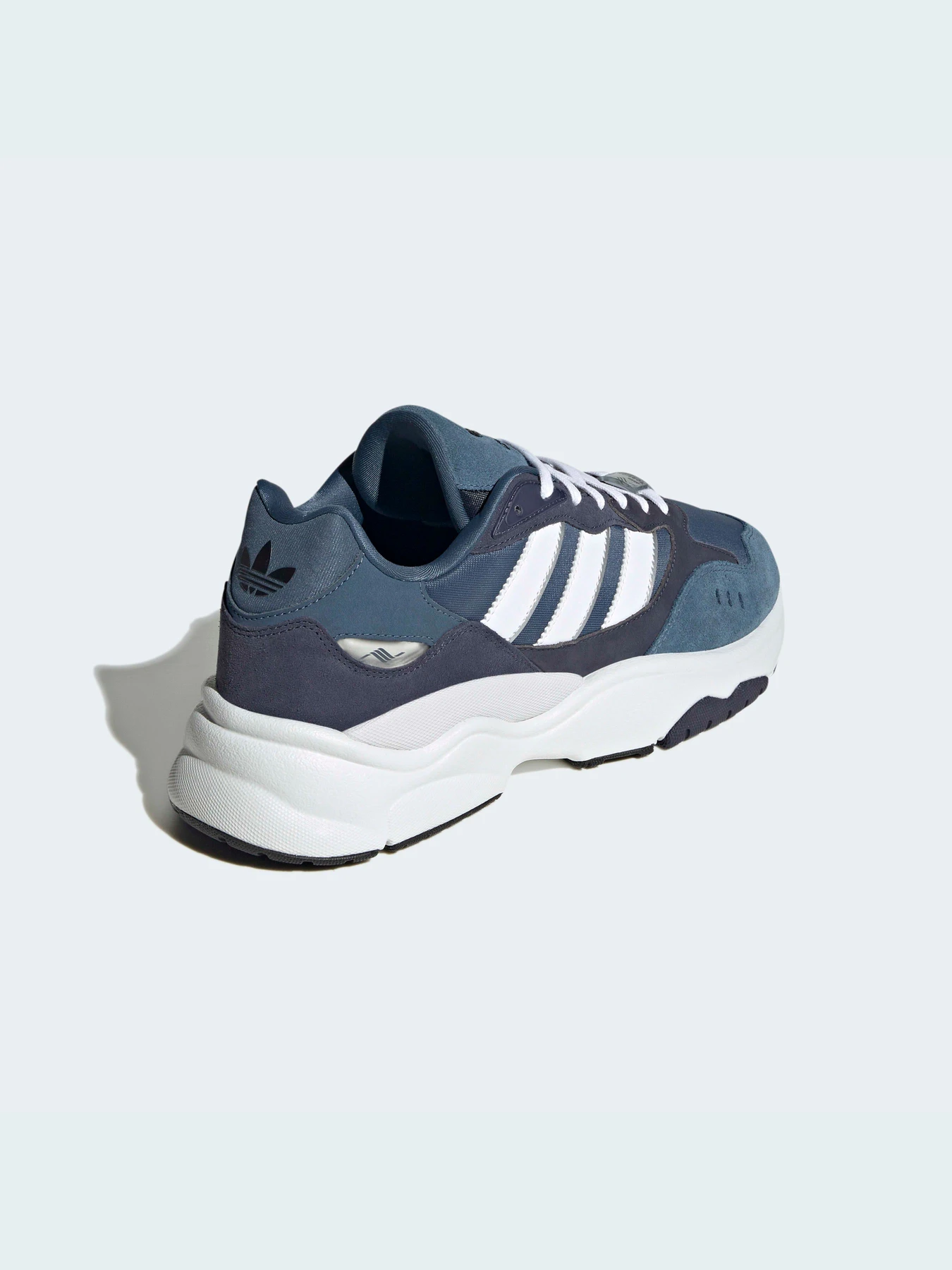 Кроссовки Adidas модель HP8022 Фото