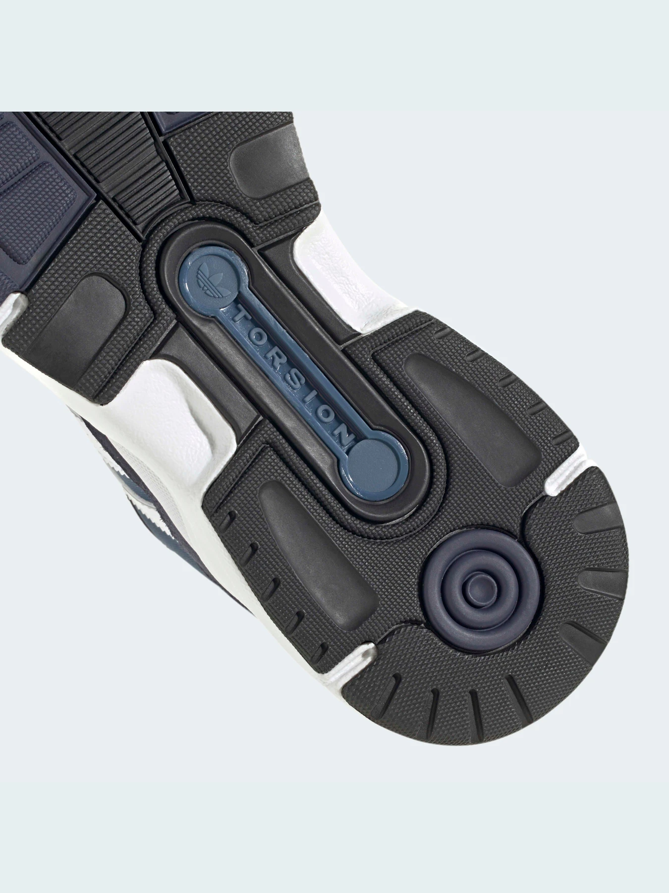 Кроссовки Adidas модель HP8022 Фото