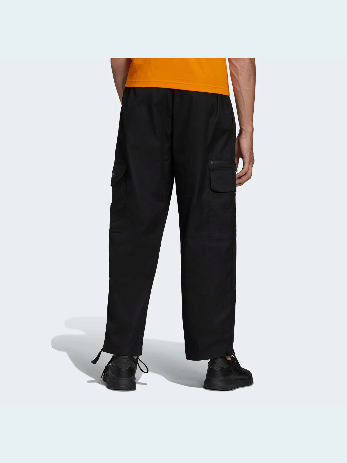 Брюки Adidas модель HC9505 Брюки Adidas модель HC9505 Фото