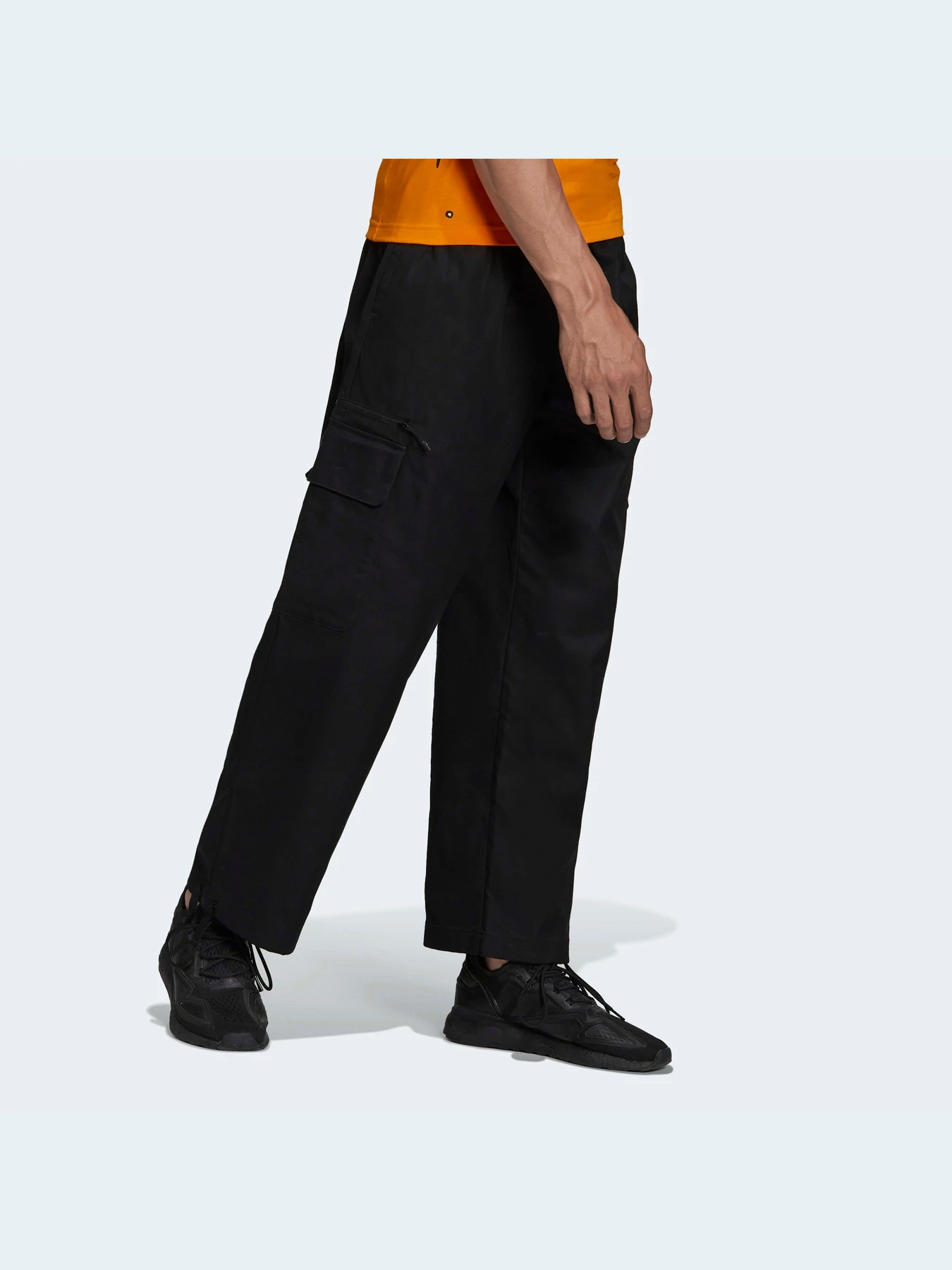 Брюки Adidas модель HC9505 Брюки Adidas модель HC9505 Фото