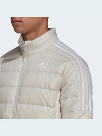 Куртки и дубленки Adidas модель HK4647 Фото