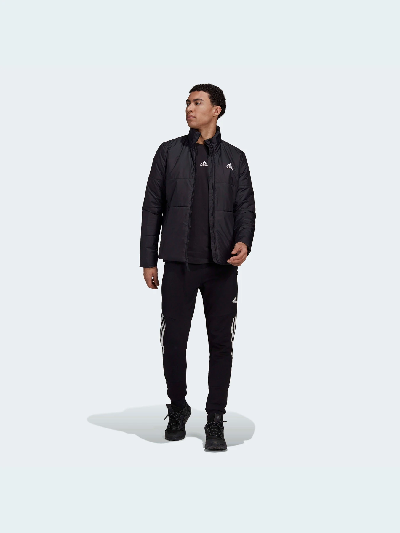 Куртки и дубленки Adidas 3 Stripes модель HG8758 Куртки и дубленки Adidas 3 Stripes модель HG8758 Фото
