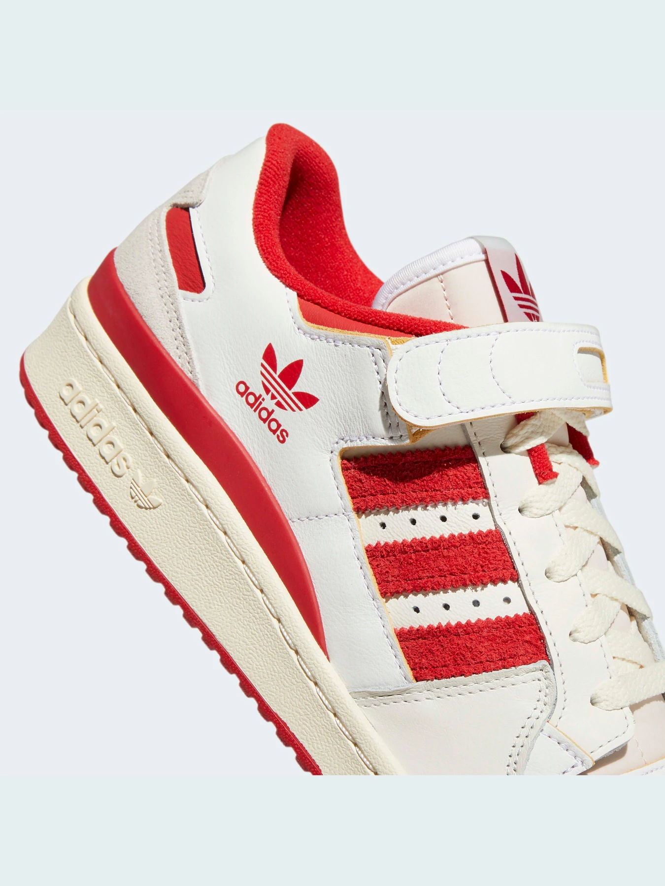 Кроссовки Adidas Forum модель GY6981 Фото