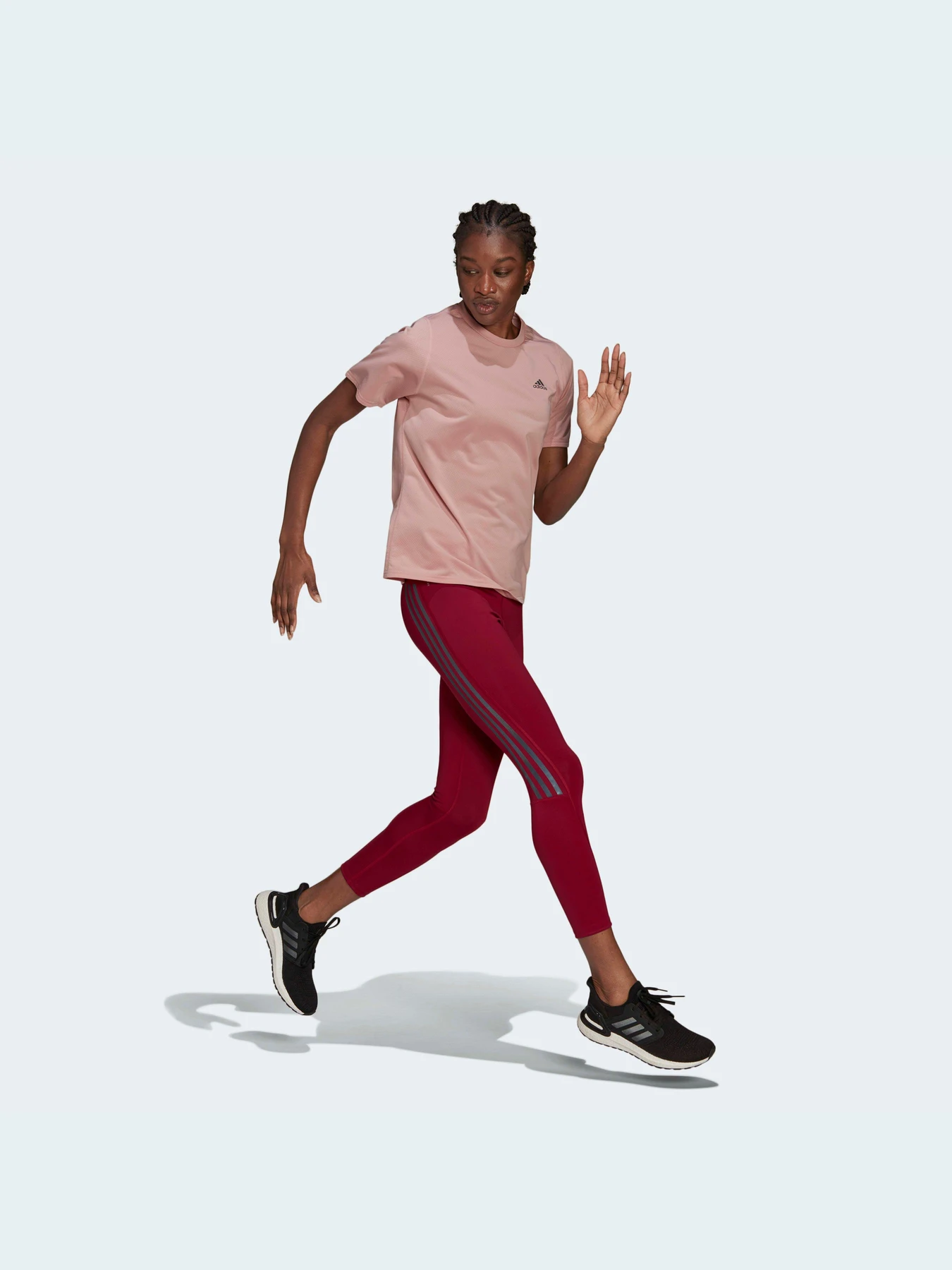 Футболки і поло Adidas модель HB9356 Футболки і поло Adidas модель HB9356 Фото