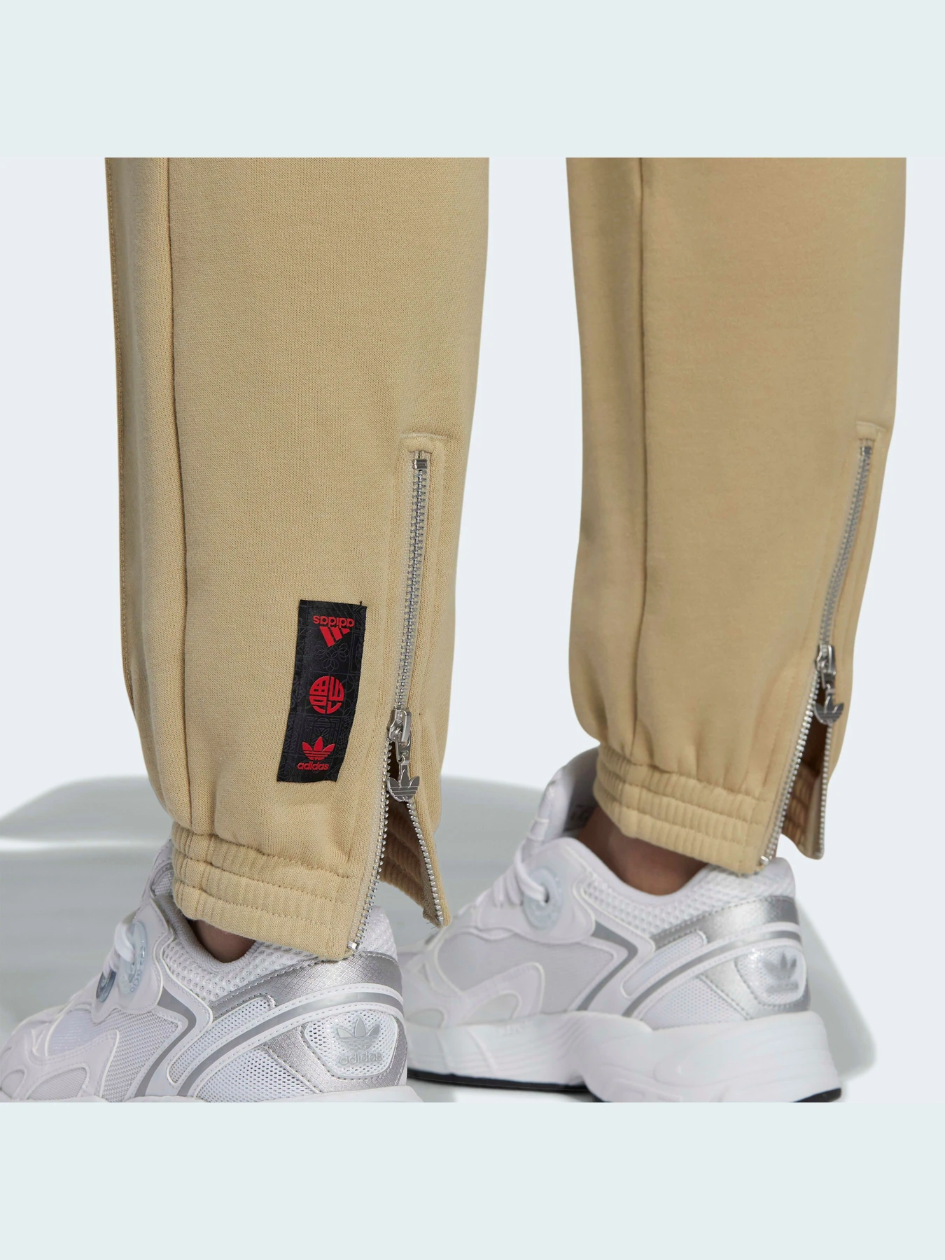 Штани Adidas модель HD0341 Штани Adidas модель HD0341 Фото