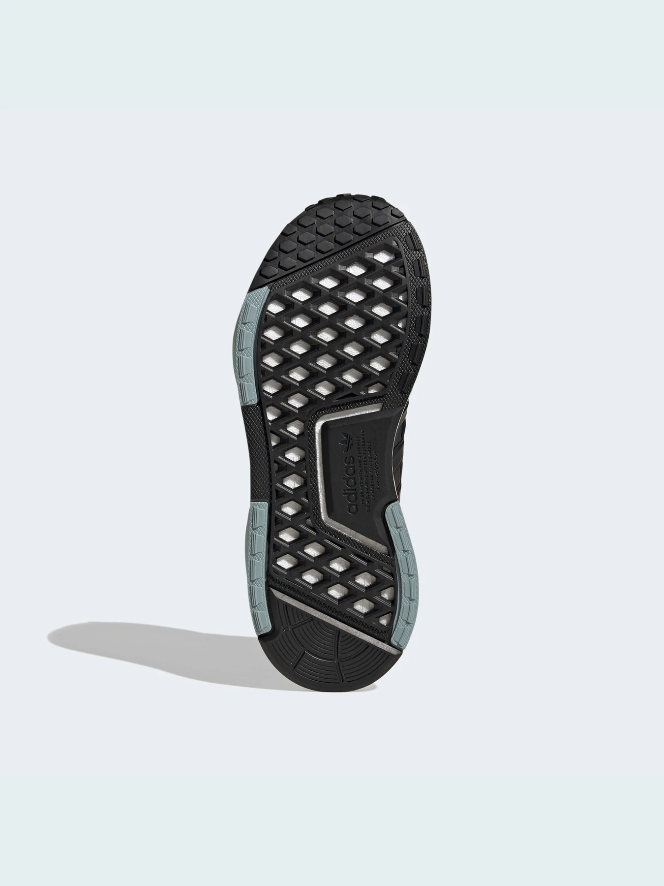 Кроссовки Adidas NMD модель GY4264 Кроссовки Adidas NMD модель GY4264 Фото