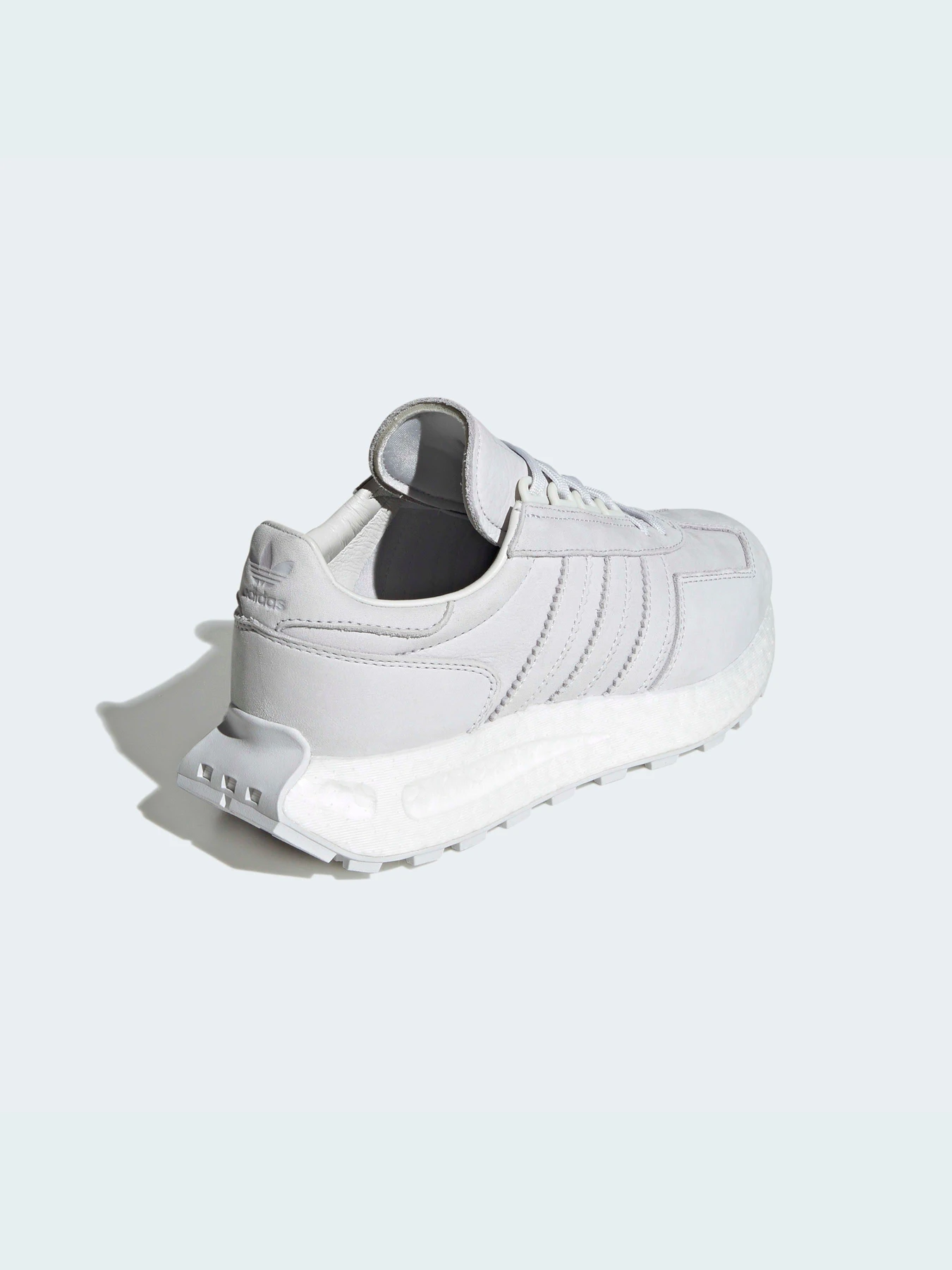 Кроссовки Adidas Retropy модель GW9421 Кроссовки Adidas Retropy модель GW9421 Фото