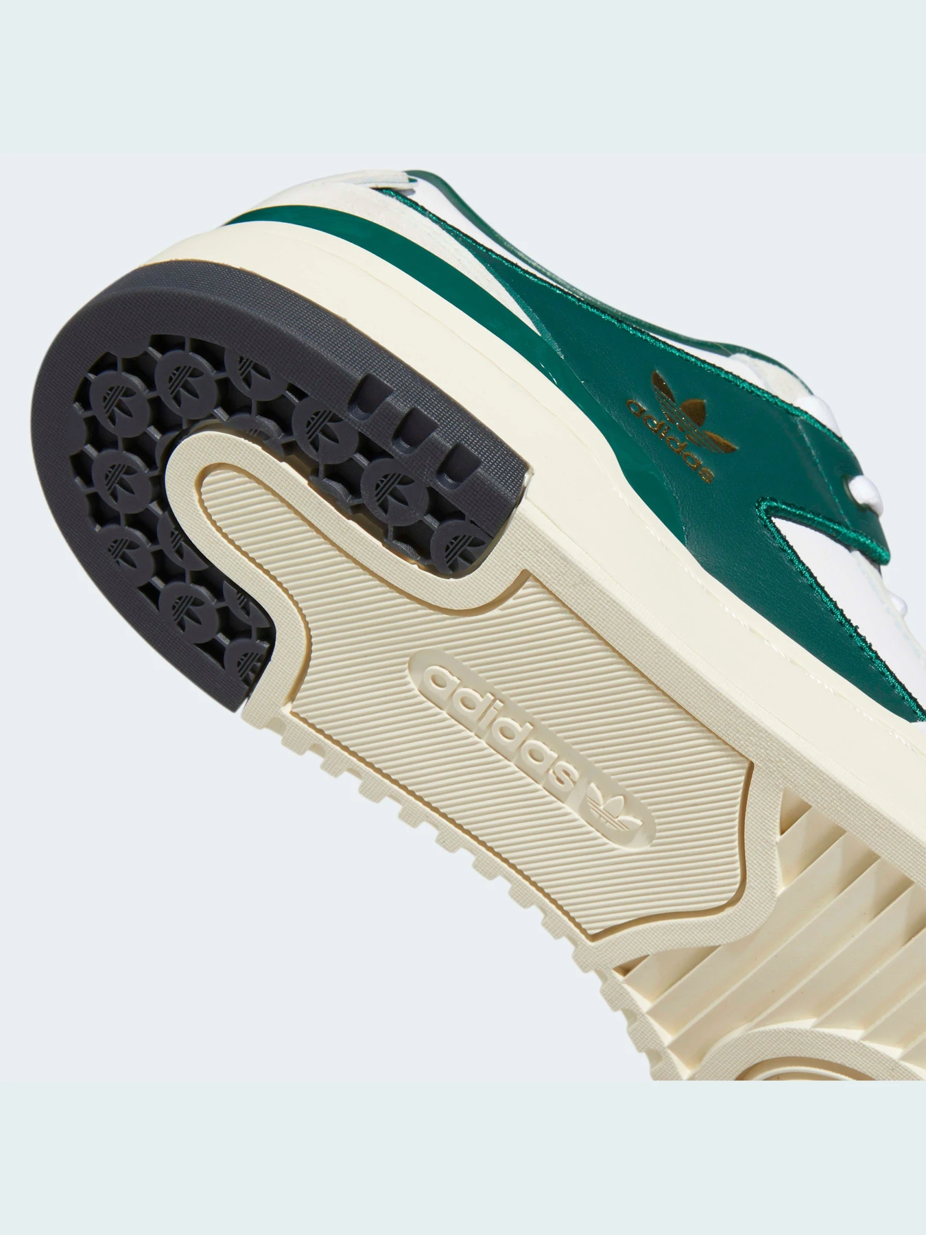 Кроссовки Adidas Forum модель GW2011 Кроссовки Adidas Forum модель GW2011 Фото