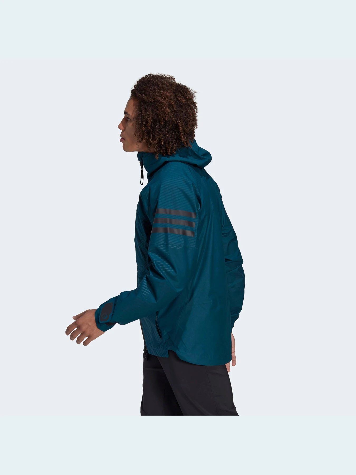 Куртки и дубленки Adidas модель HB4064 Куртки и дубленки Adidas модель HB4064 Фото