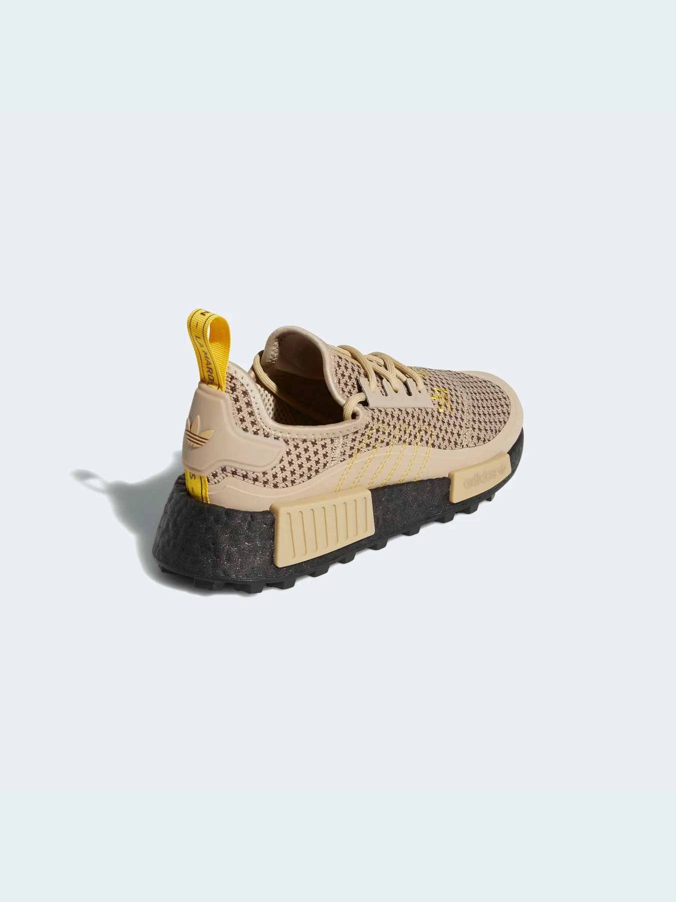 Кросівки Adidas NMD модель GX1209 Кросівки Adidas NMD модель GX1209 Фото